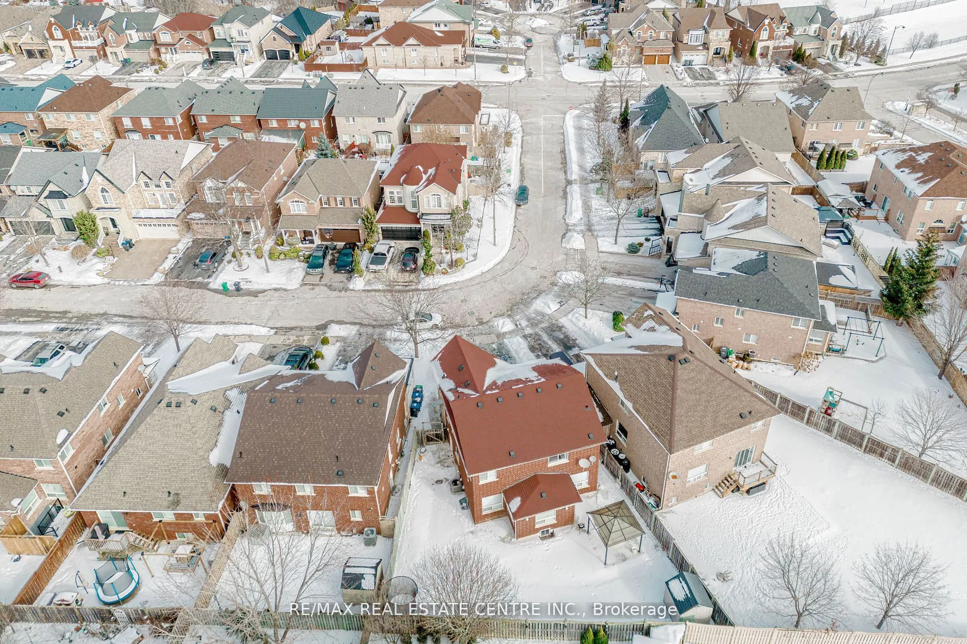12 Tregate Crescent W