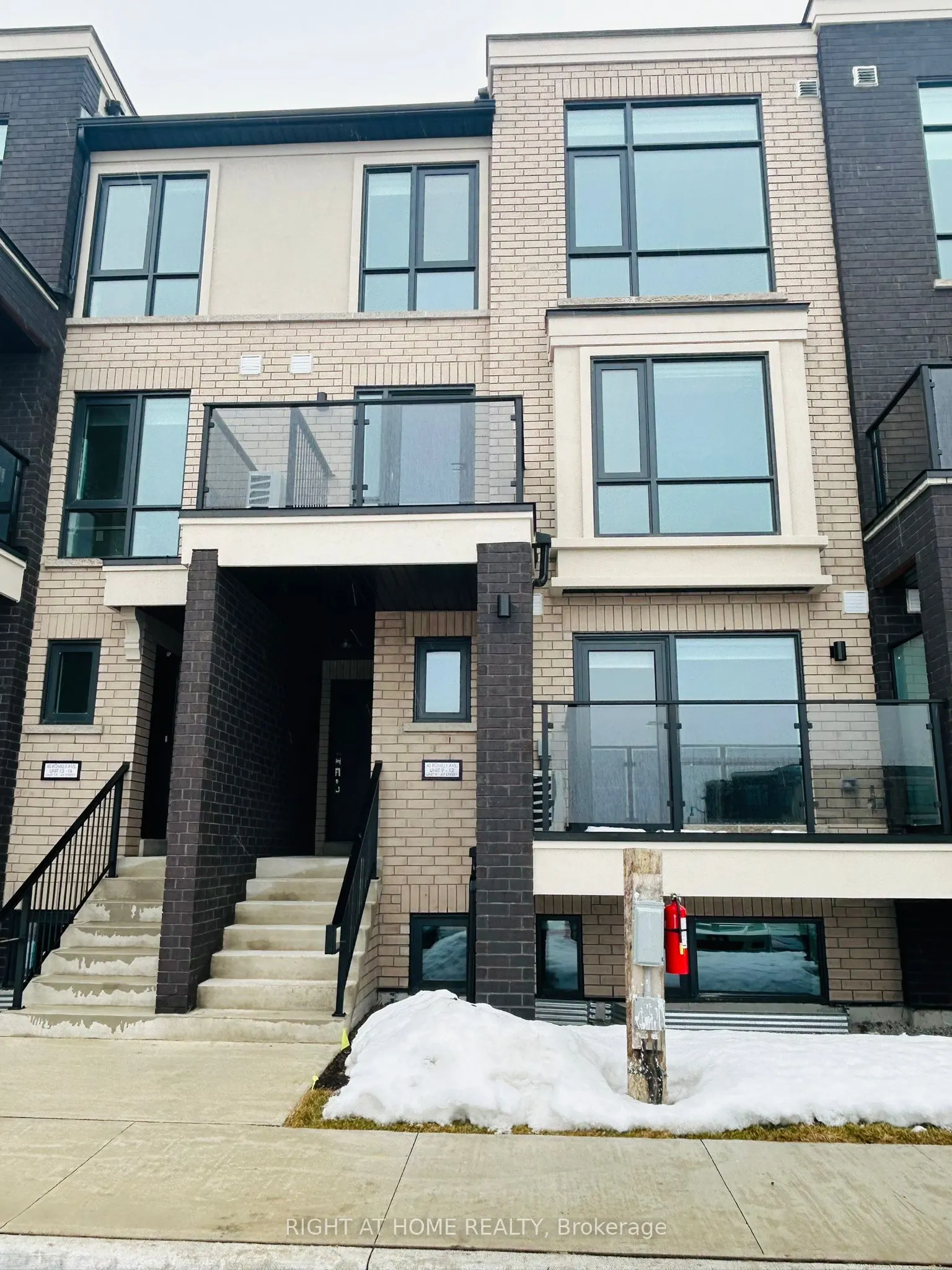 45 Romilly Avenue, #11