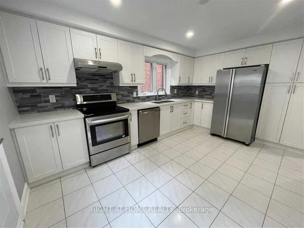177 Gooch Avenue, #2