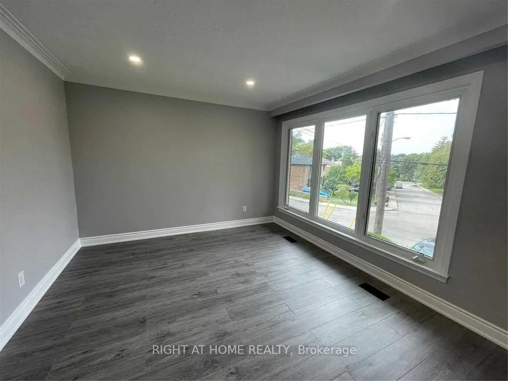 177 Gooch Avenue, #2