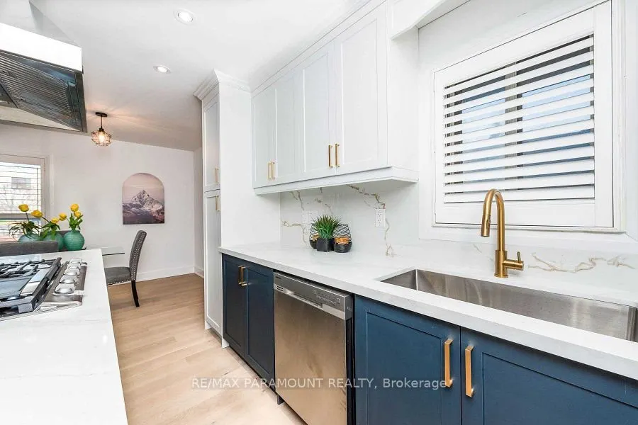 6 Arkley Crescent