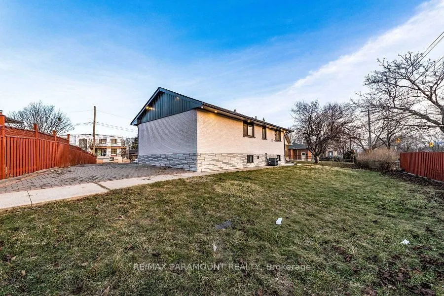 6 Arkley Crescent