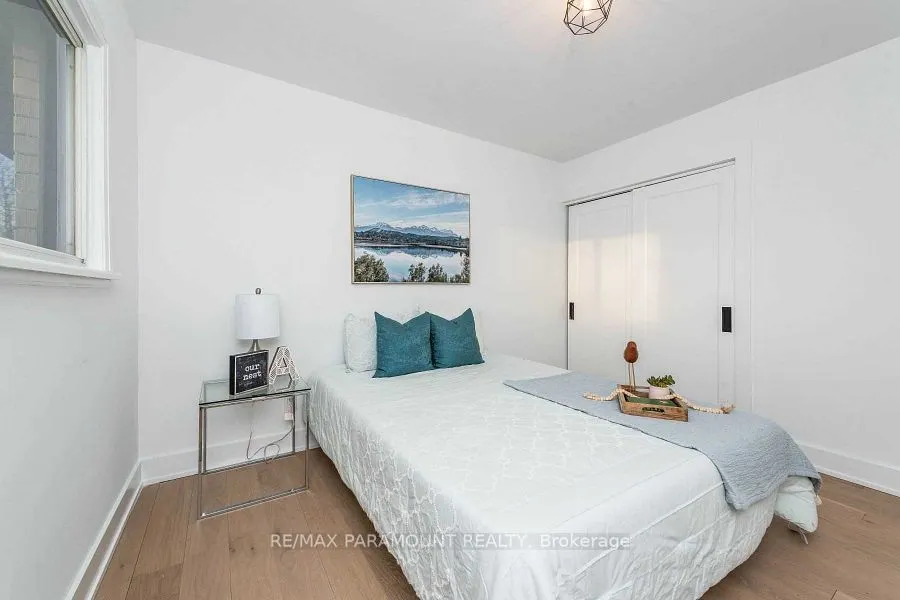6 Arkley Crescent