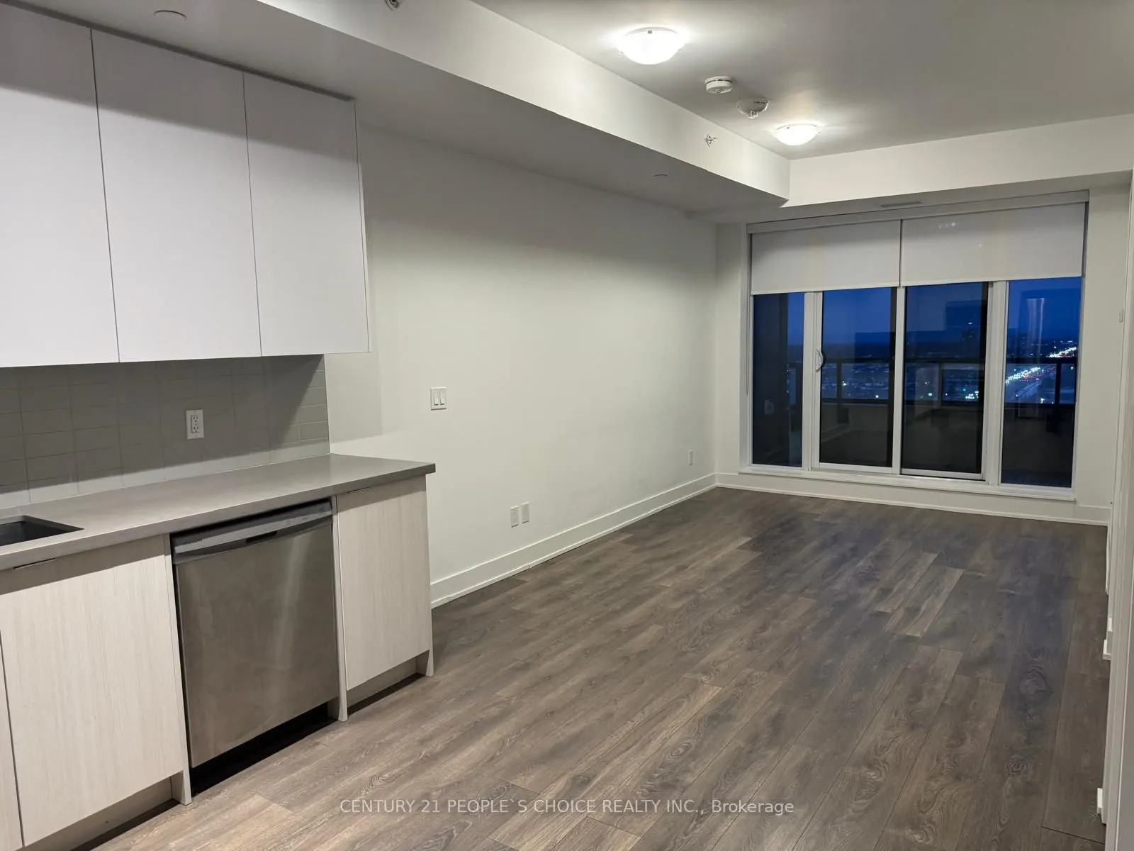 297 Oak Walk Drive, #1402