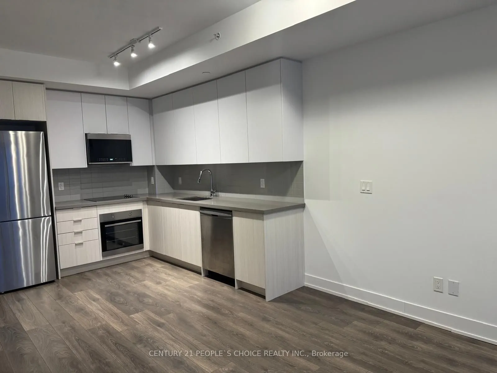 297 Oak Walk Drive, #1402