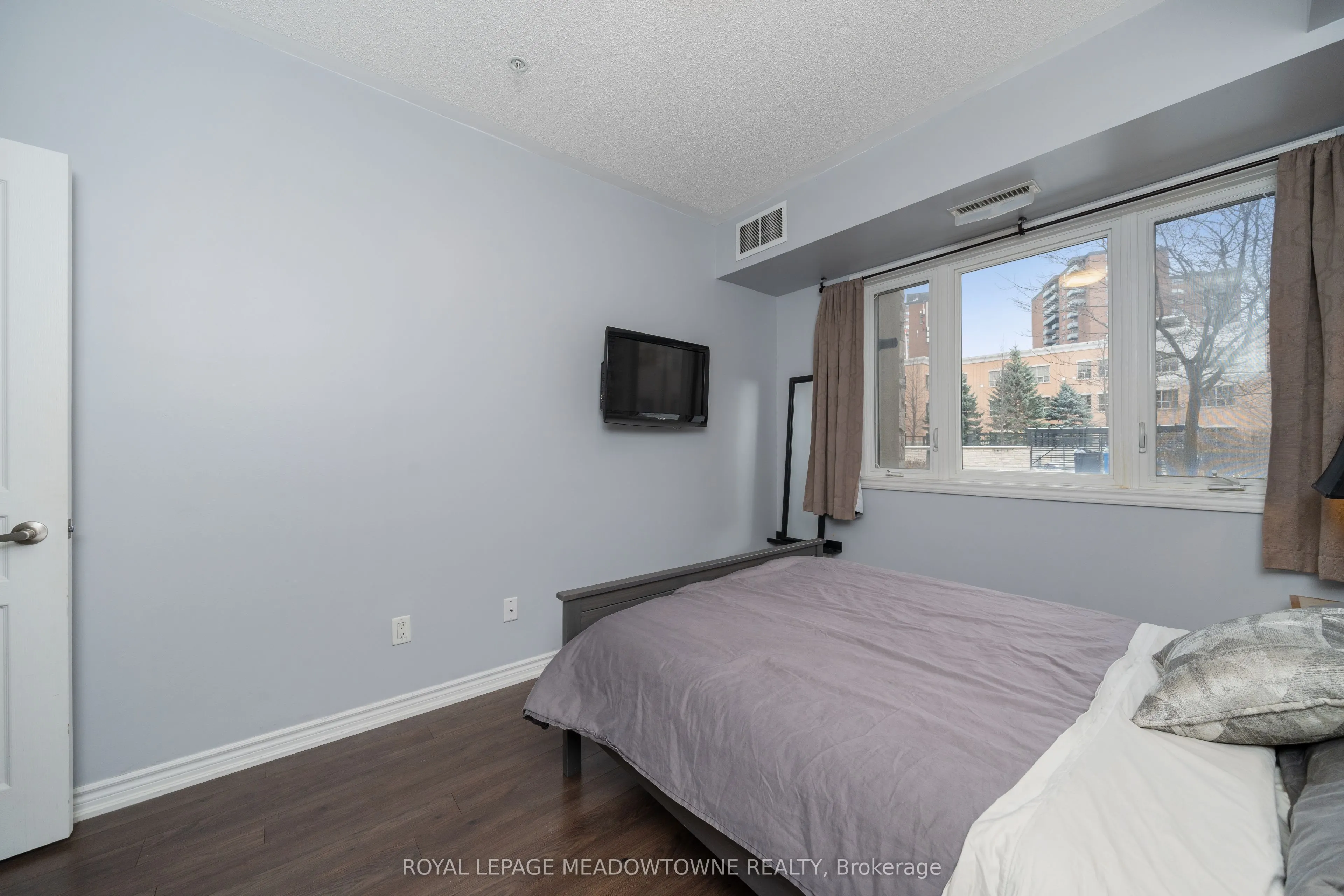 570 Lolita Gardens, #125