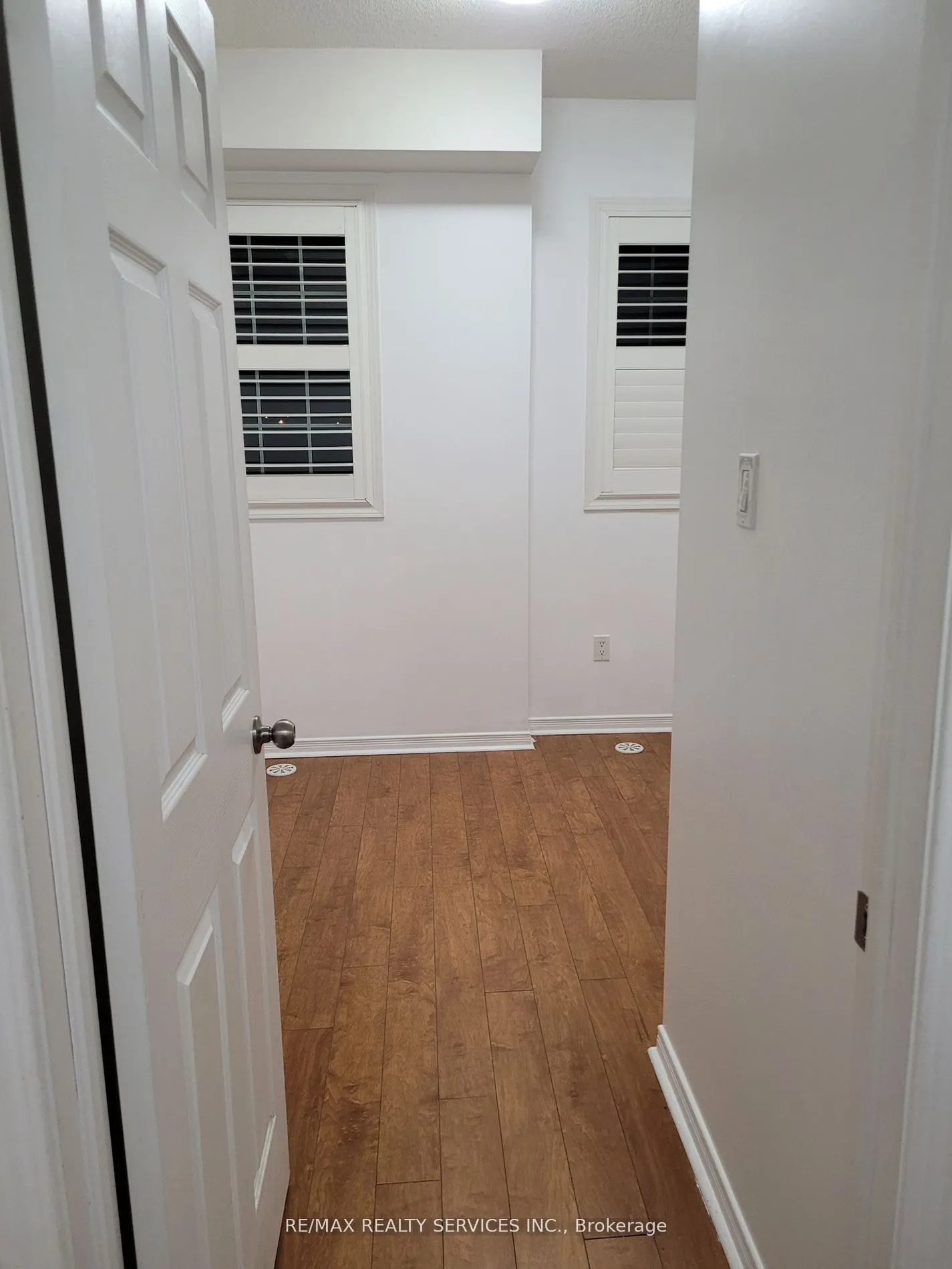 180 Howden Boulevard #15