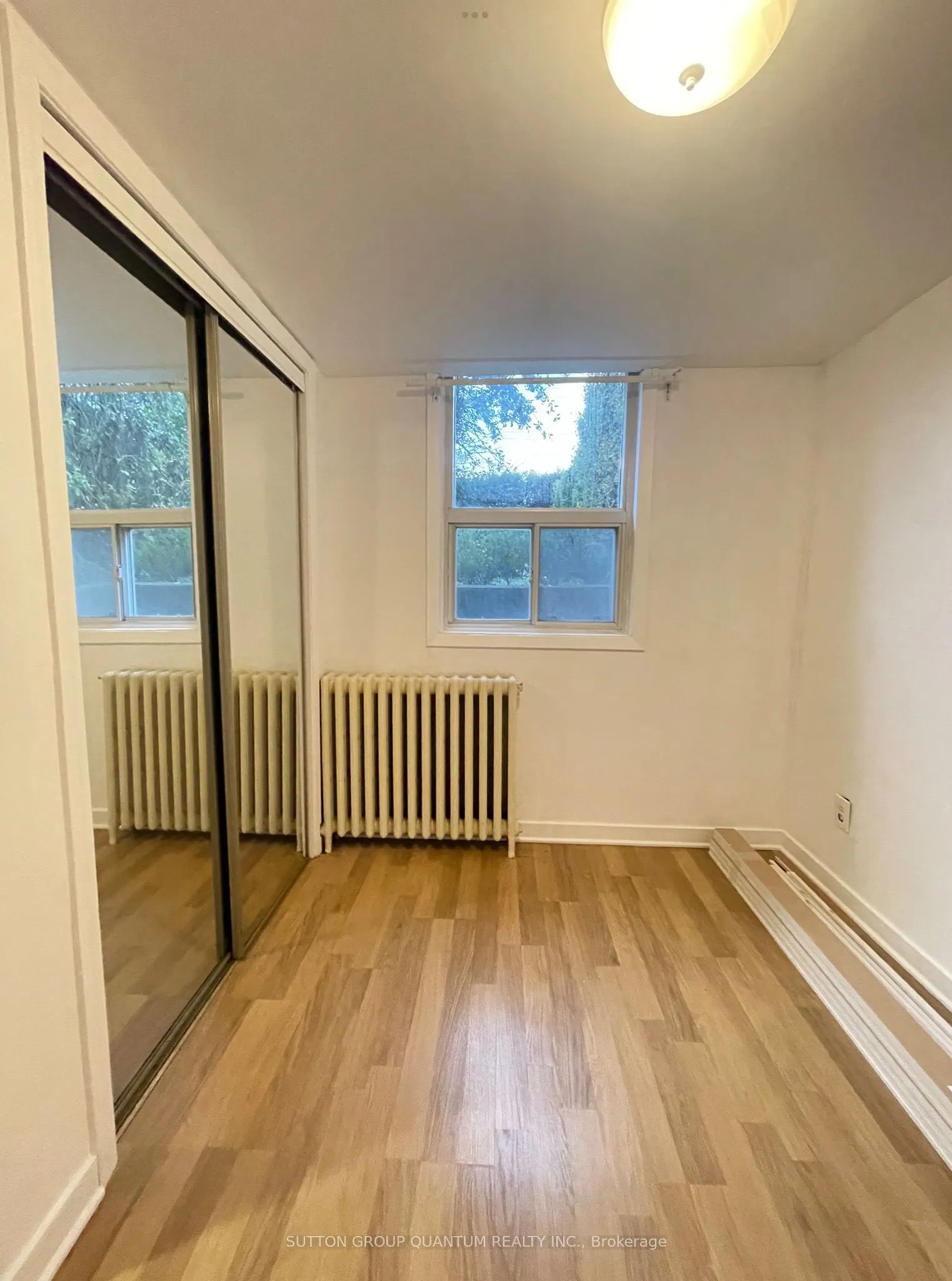 339 Lakeshore Road E ##2