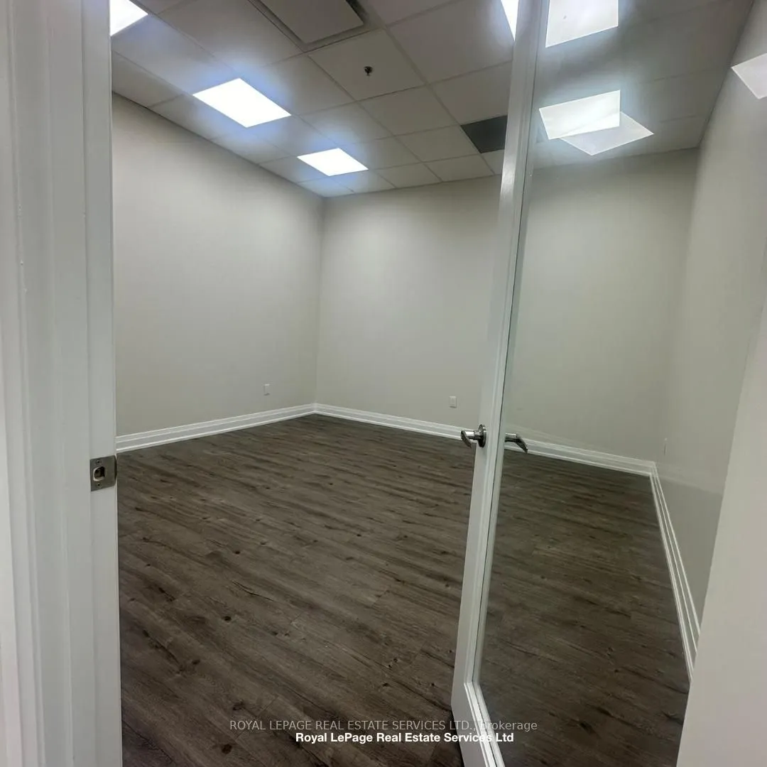 7956 torbram Road, #30