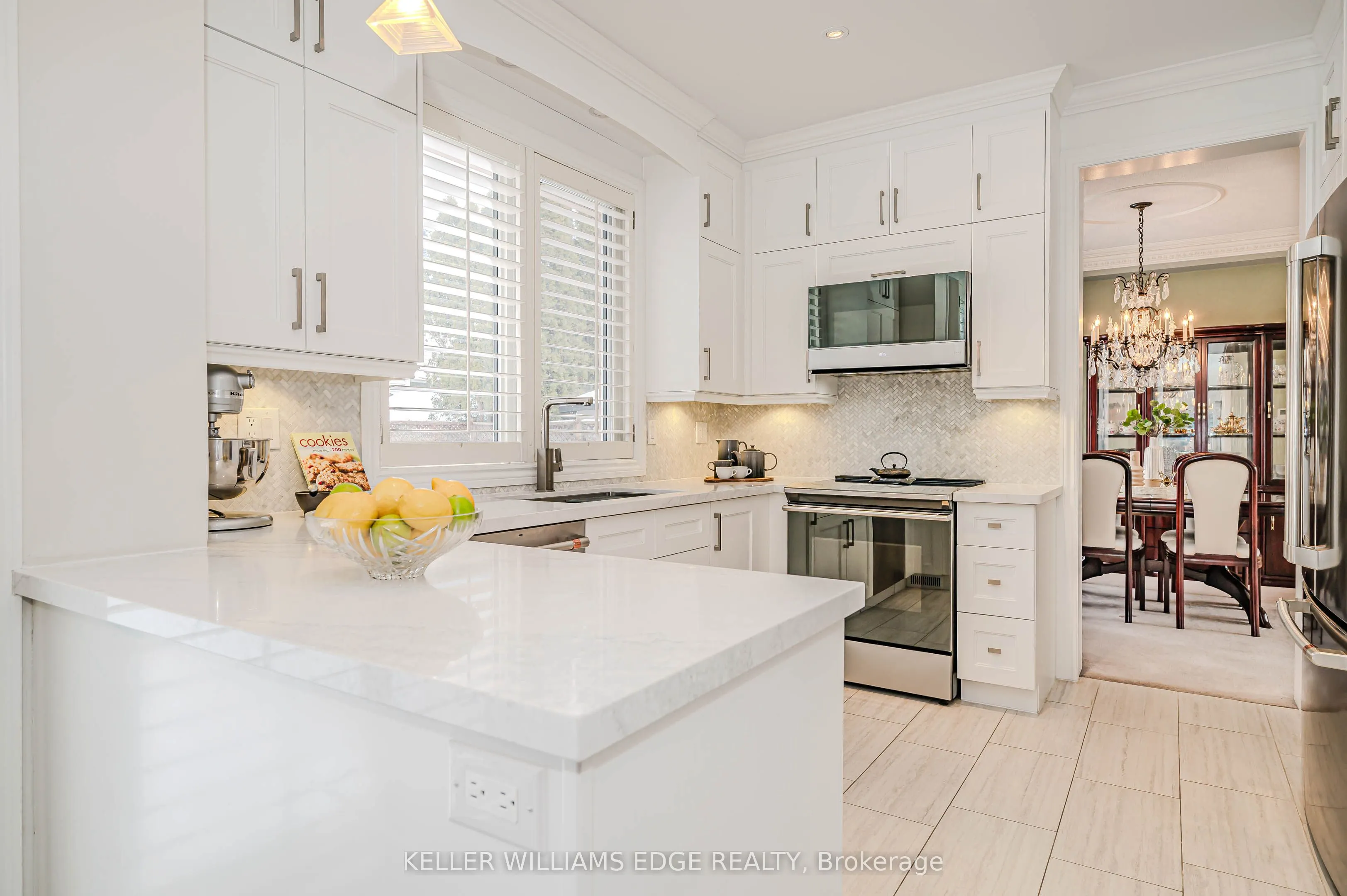 5087 Forest Grove Crescent