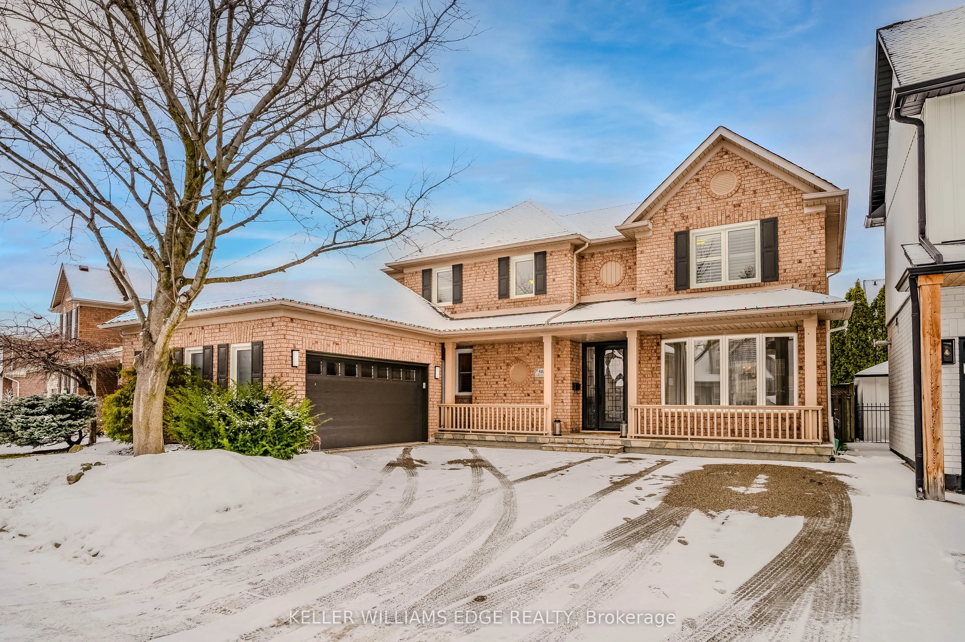5087 Forest Grove Crescent