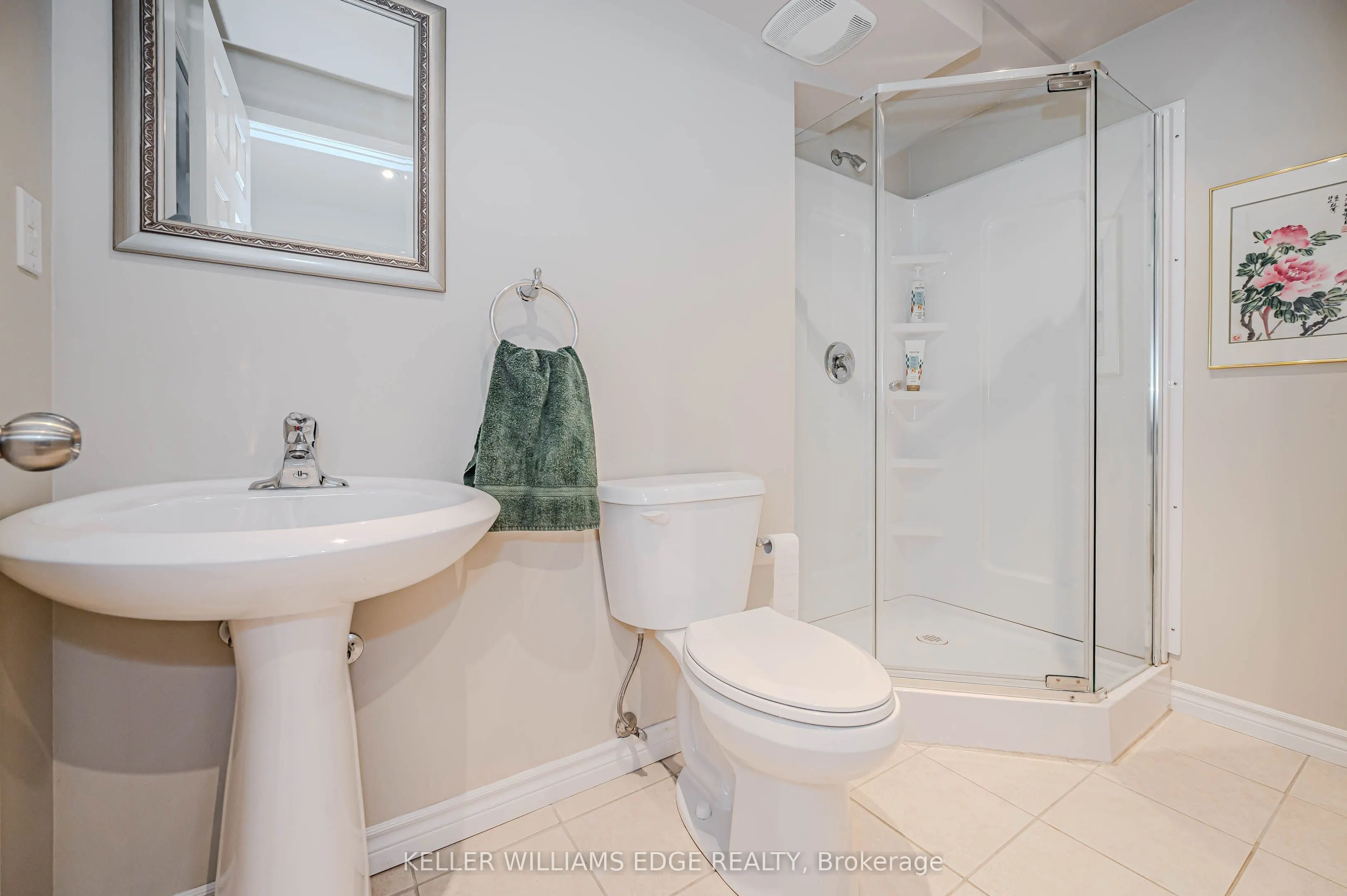 5087 Forest Grove Crescent