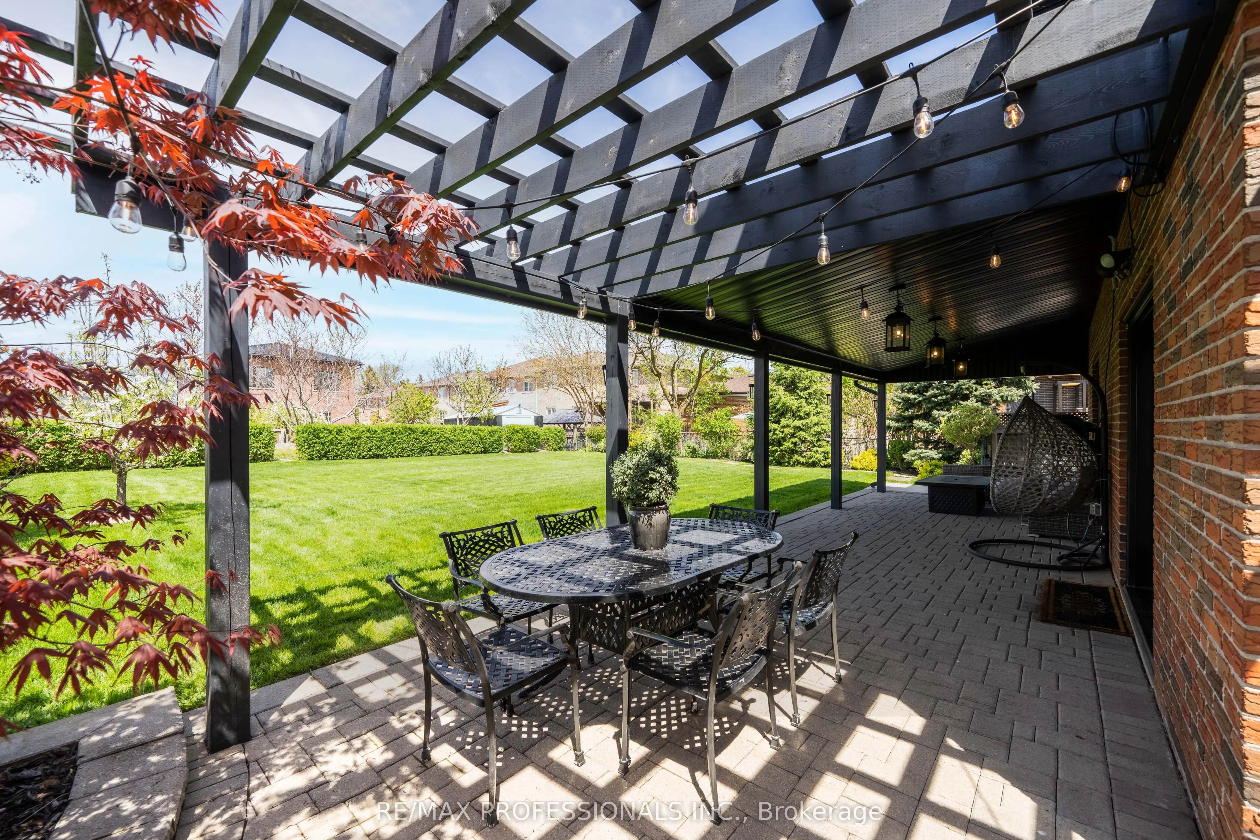 182 Gracefield Avenue
