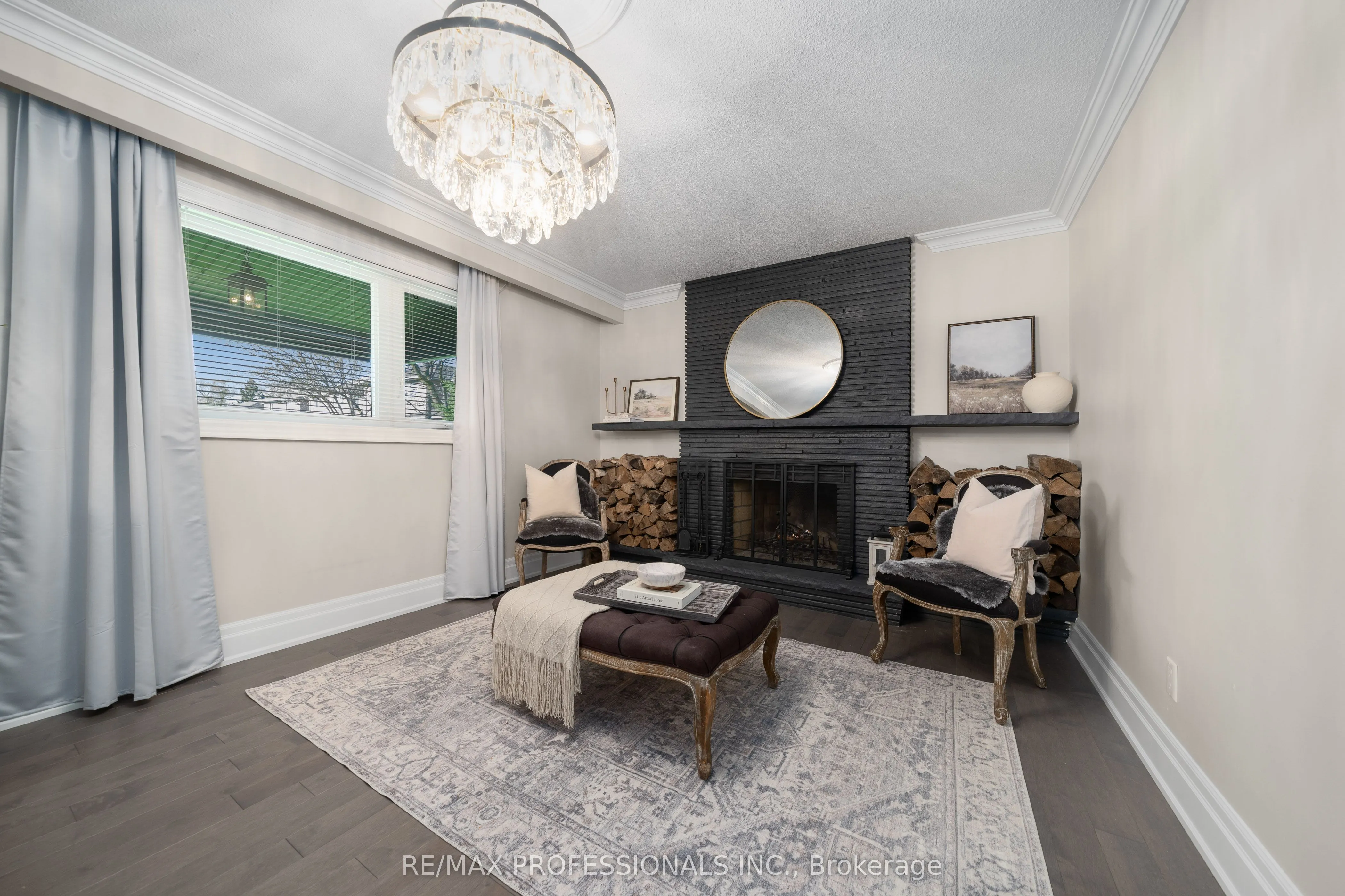 182 Gracefield Avenue