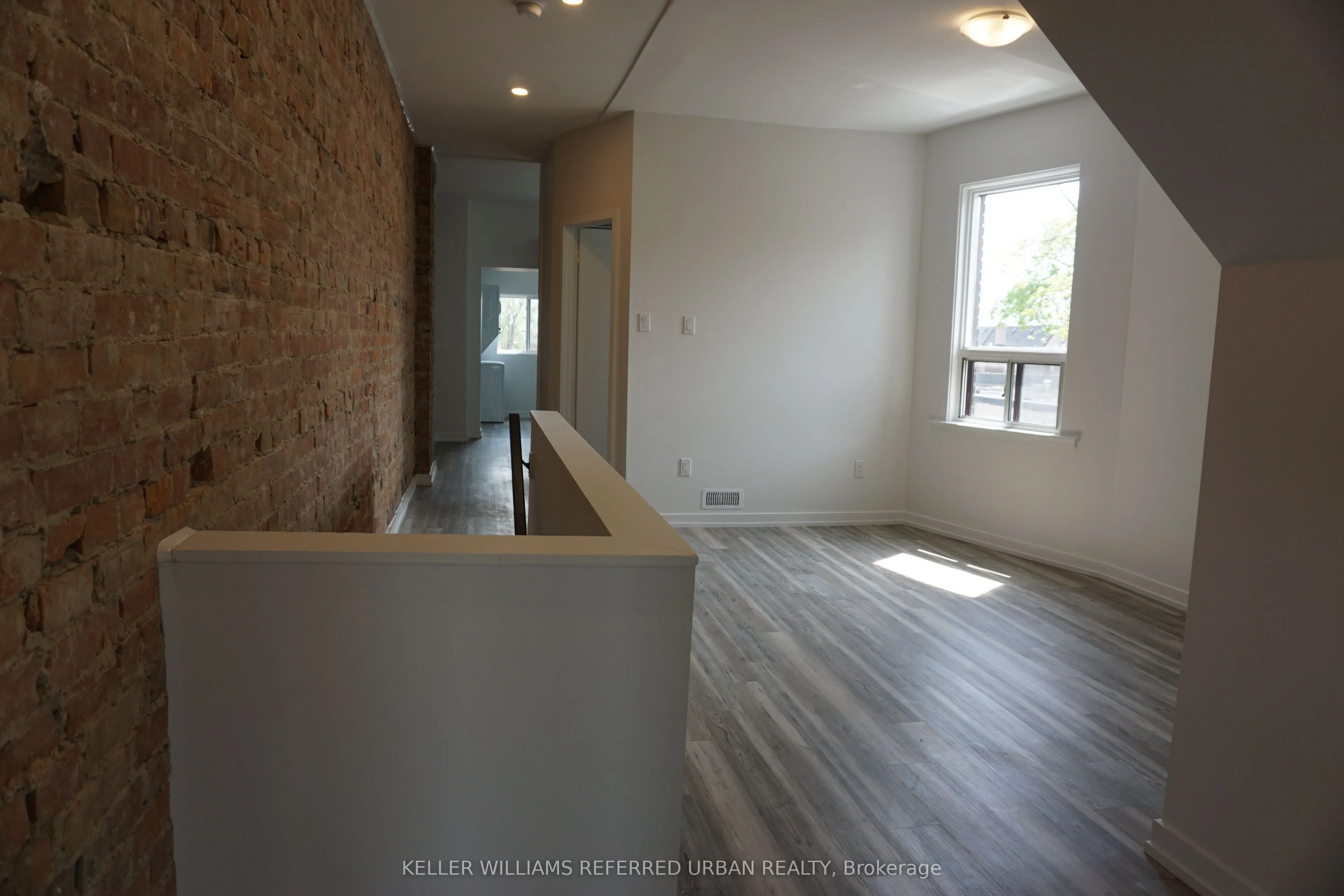 1825 Davenport Road, #Upper