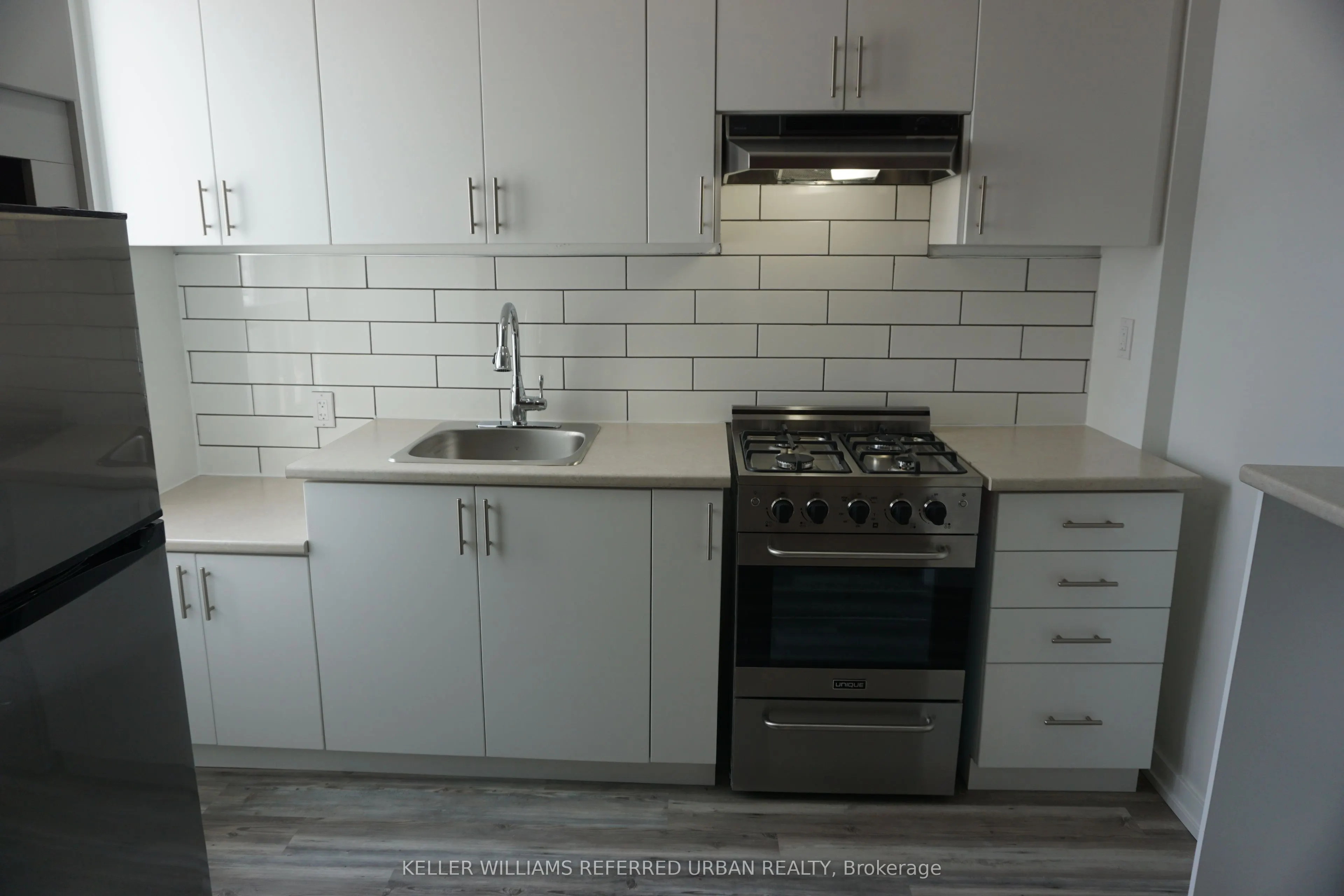 1825 Davenport Road, #Upper