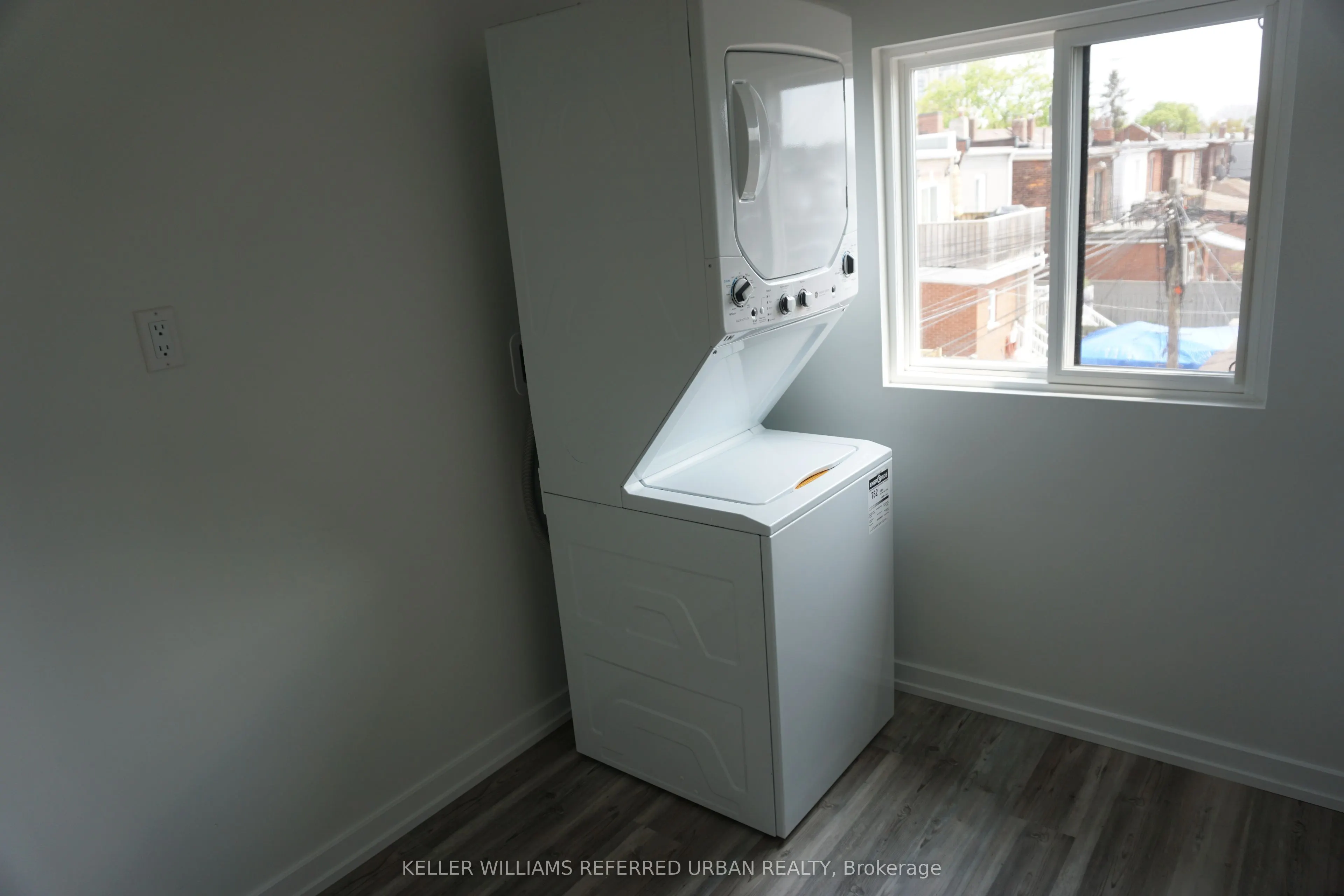 1825 Davenport Road, #Upper