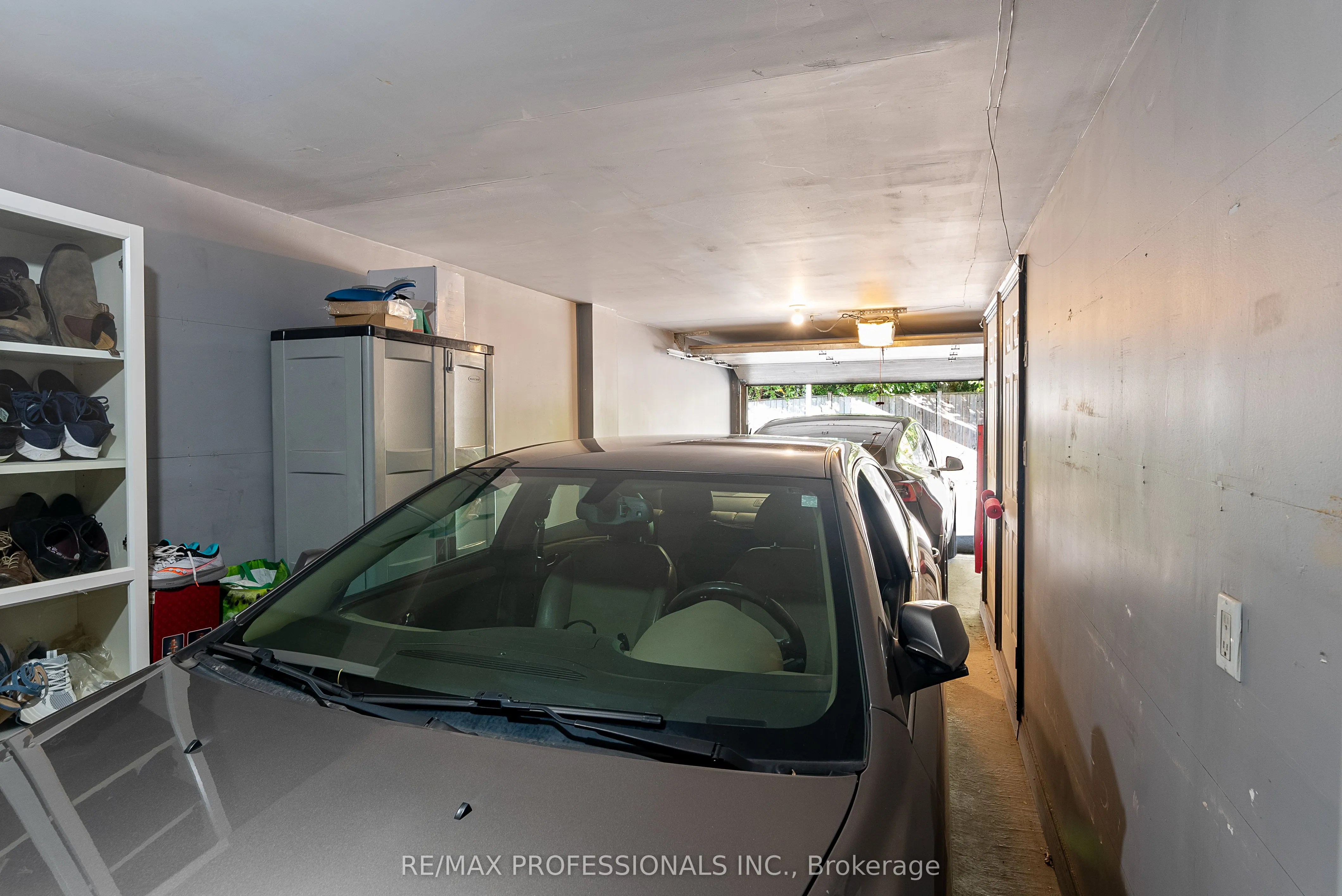 76 Lobo Mews