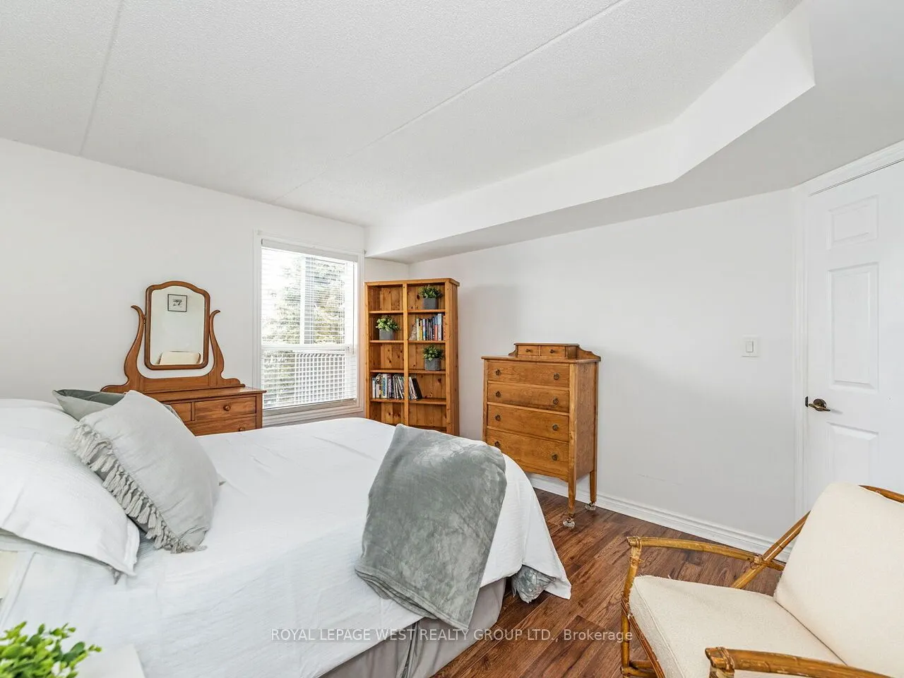 2020 Cleaver Avenue, #205
