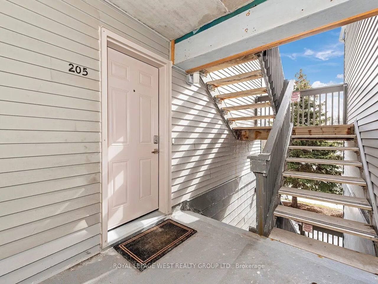 2020 Cleaver Avenue, #205
