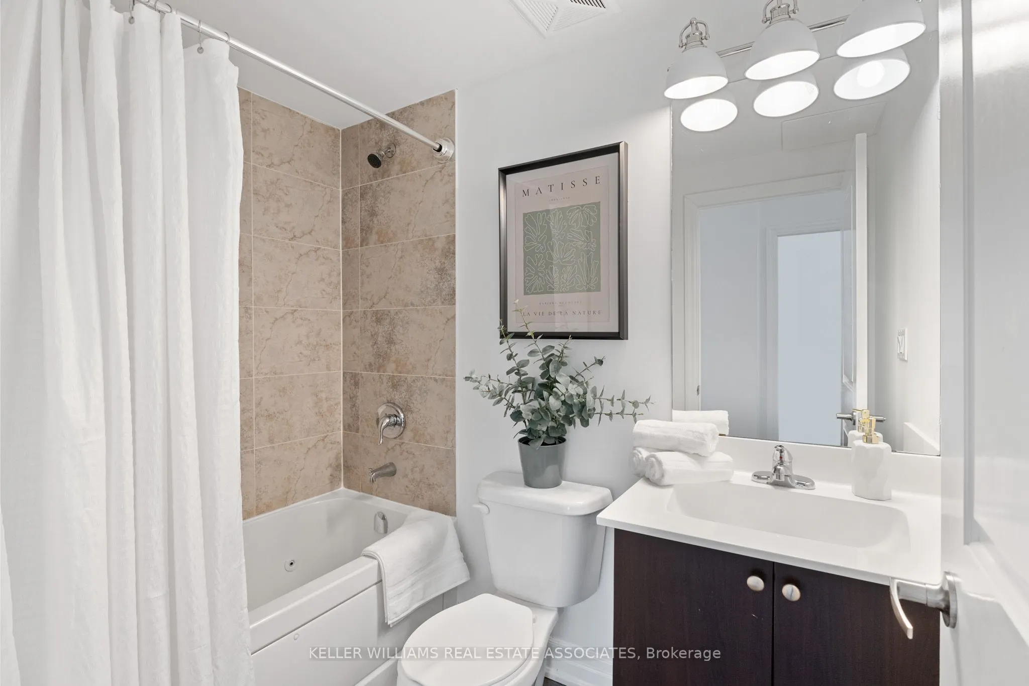 63 Ruskin Avenue, #803