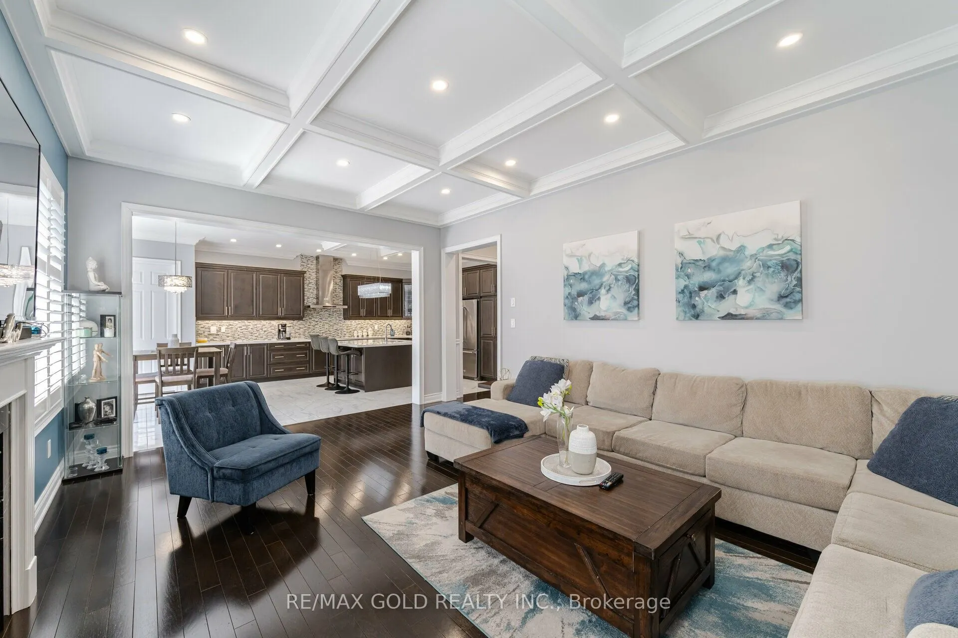 71 Squire Ellis Drive