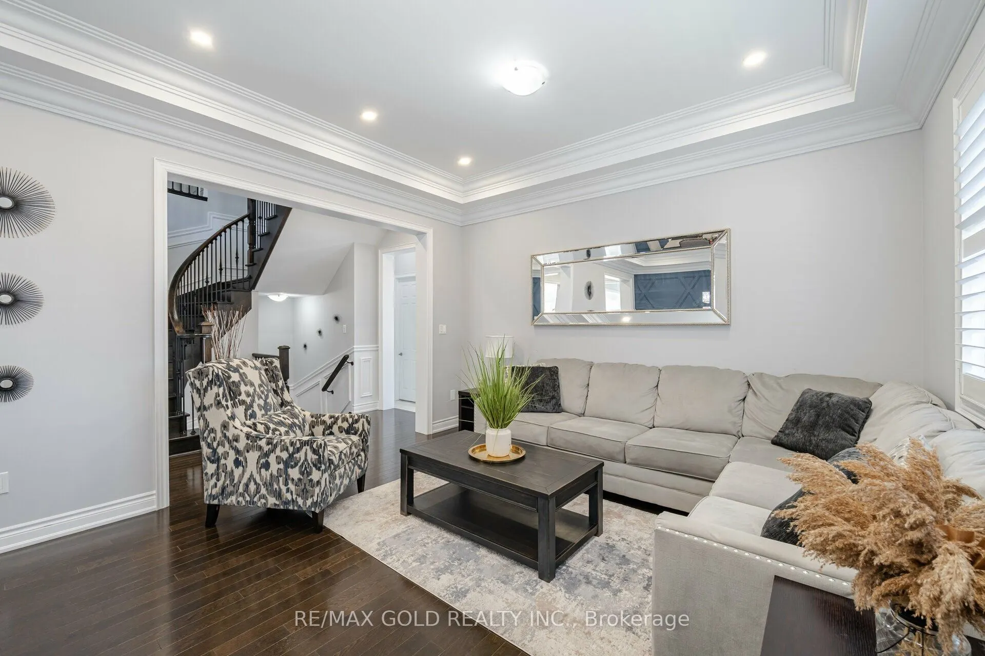 71 Squire Ellis Drive