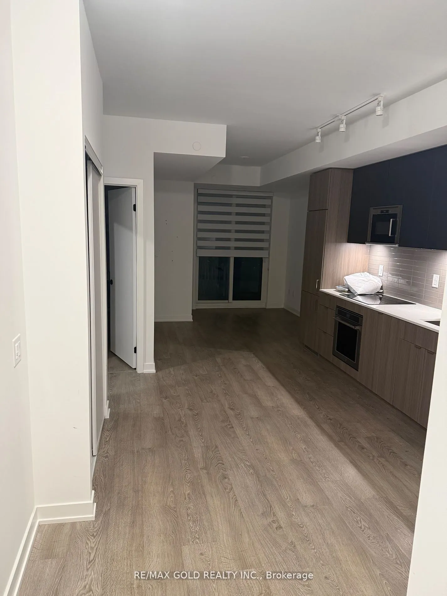 220 Missinnihe Way, #1103