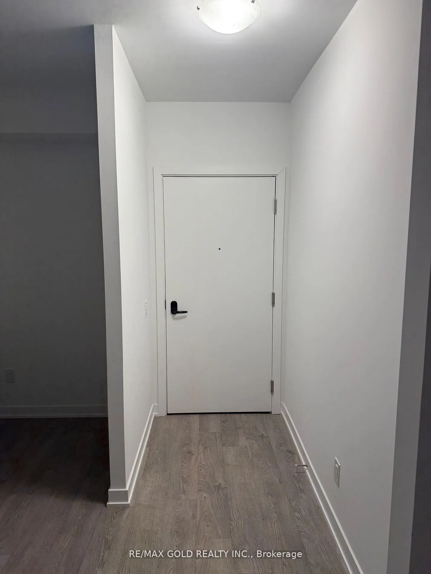 220 Missinnihe Way, #1103