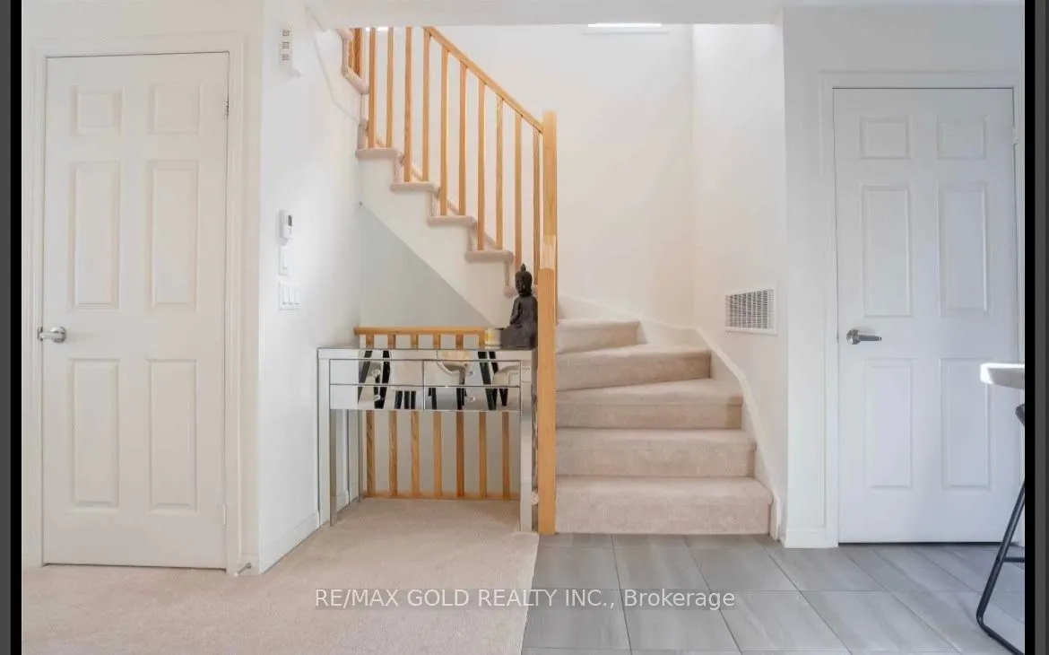 1 Beckenrose Court, #69