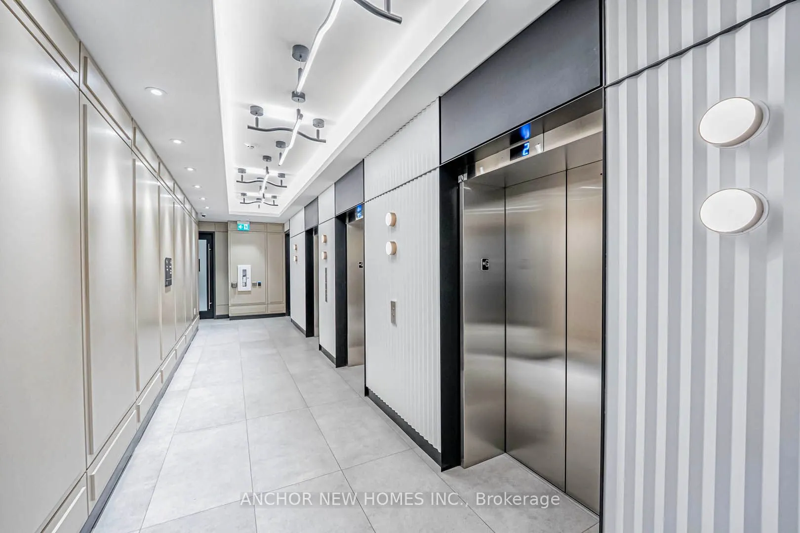3220 William Coltson Ave Avenue E, #302