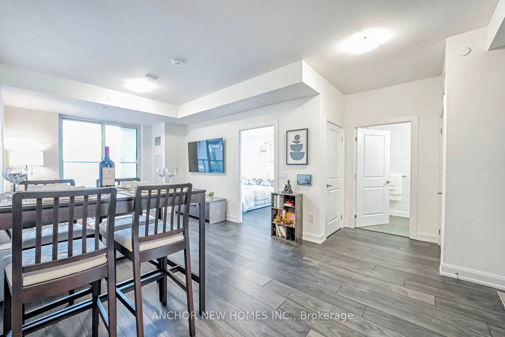 3220 William Coltson Ave Avenue E, #302