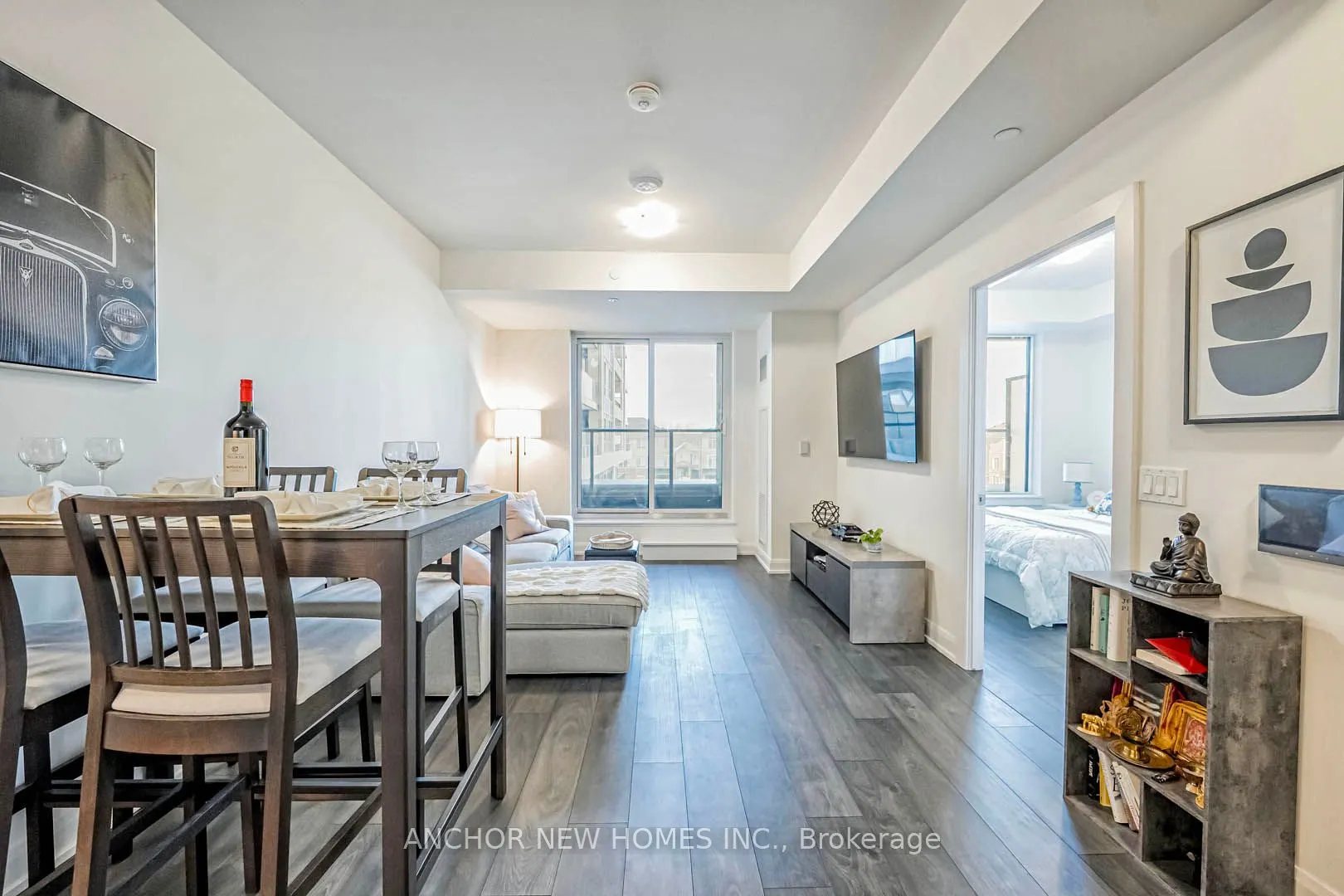 3220 William Coltson Ave Avenue E, #302