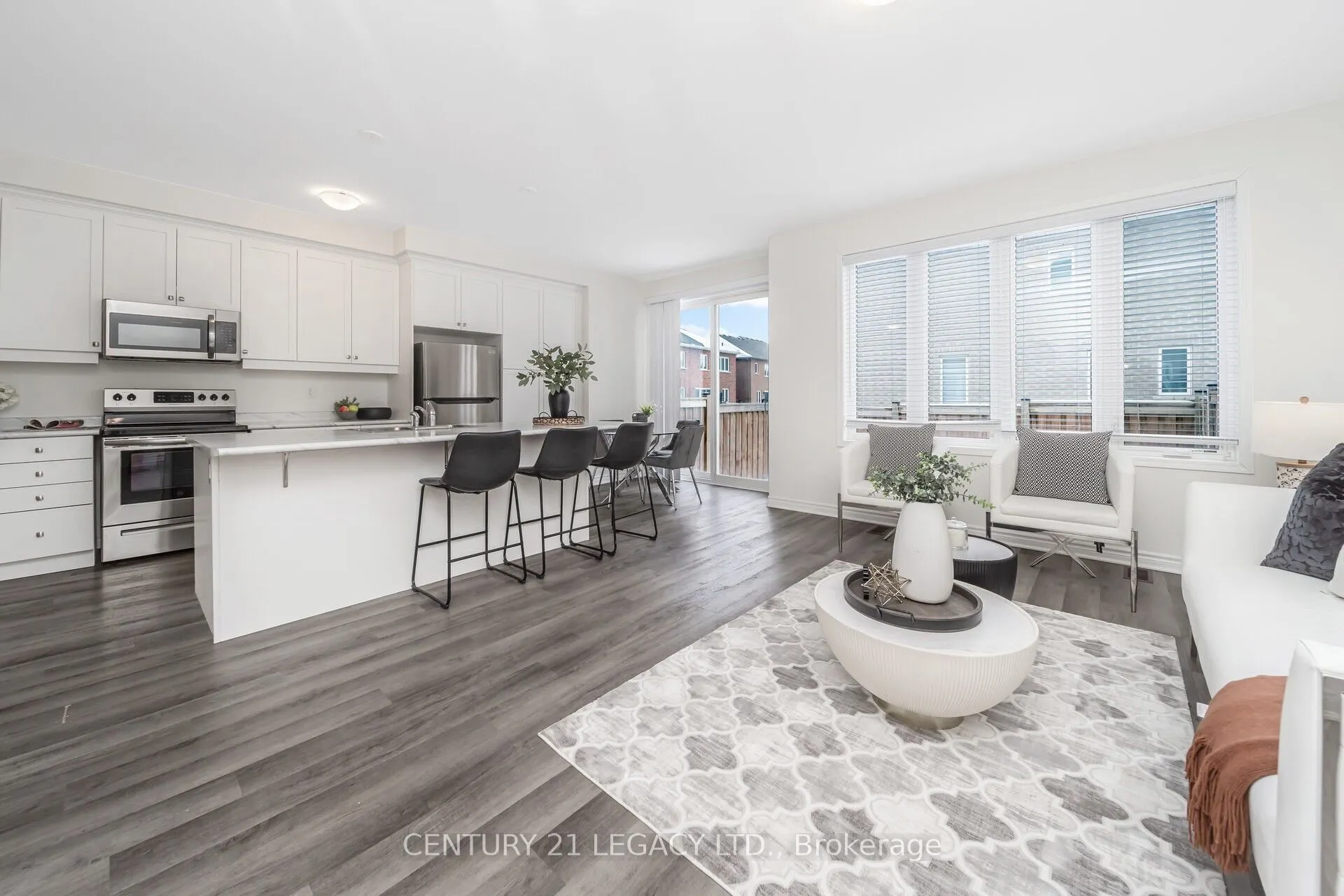 932 Cherry Court