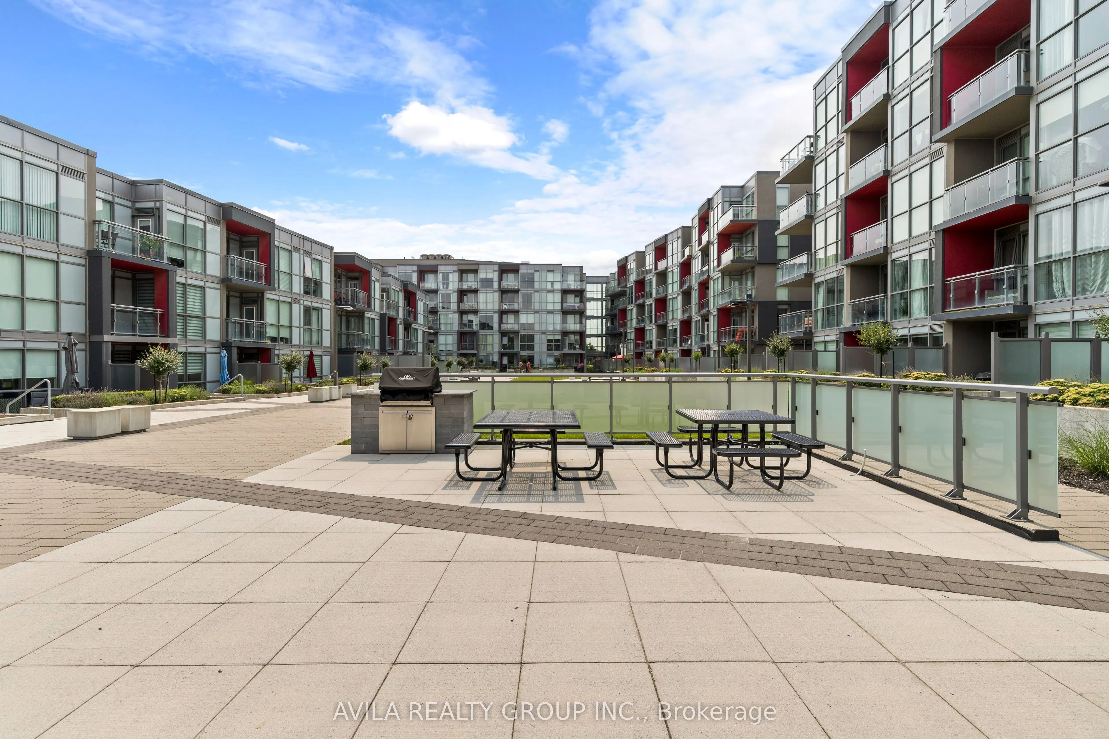 5220 Dundas Street, #D420