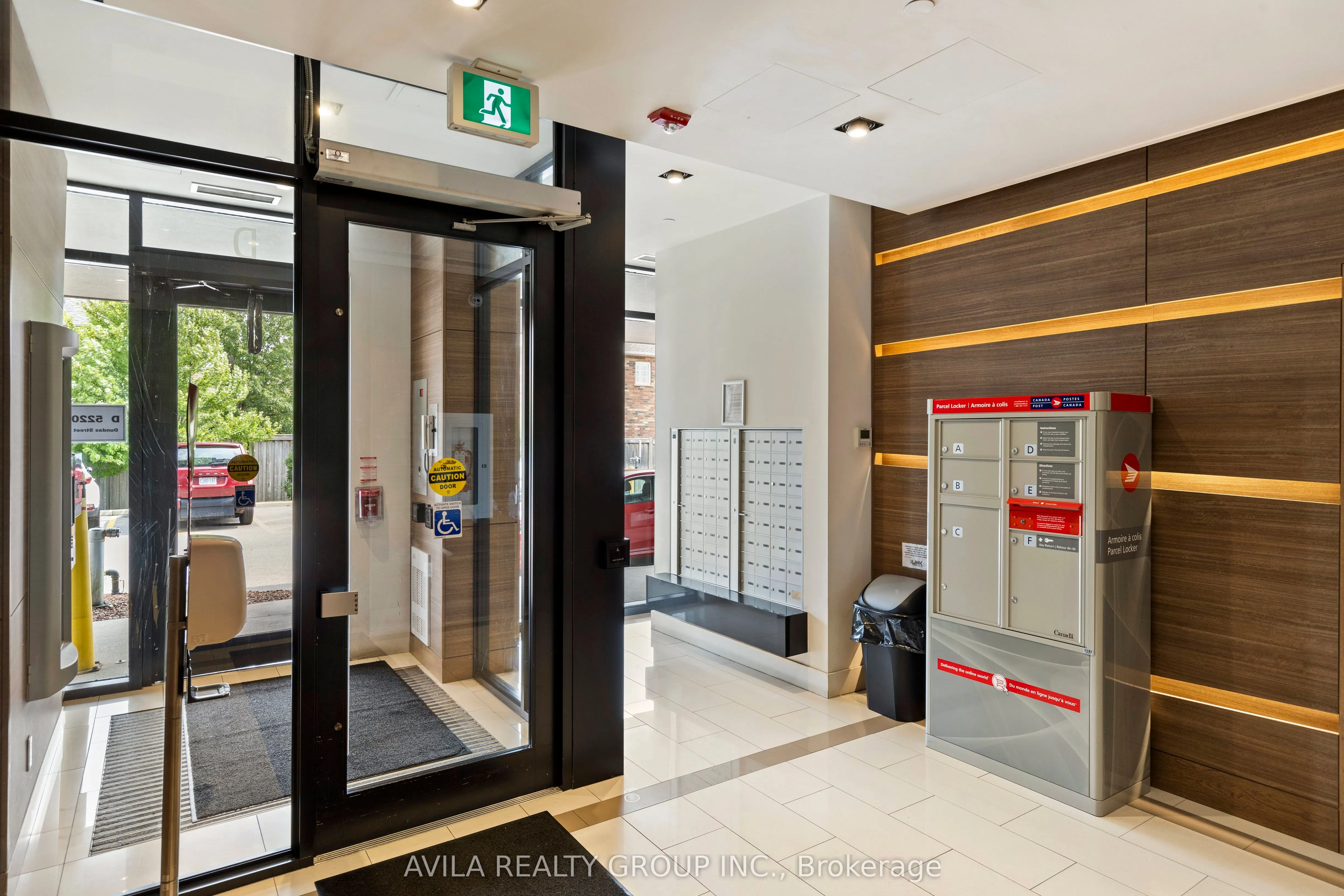 5220 Dundas Street, #D420