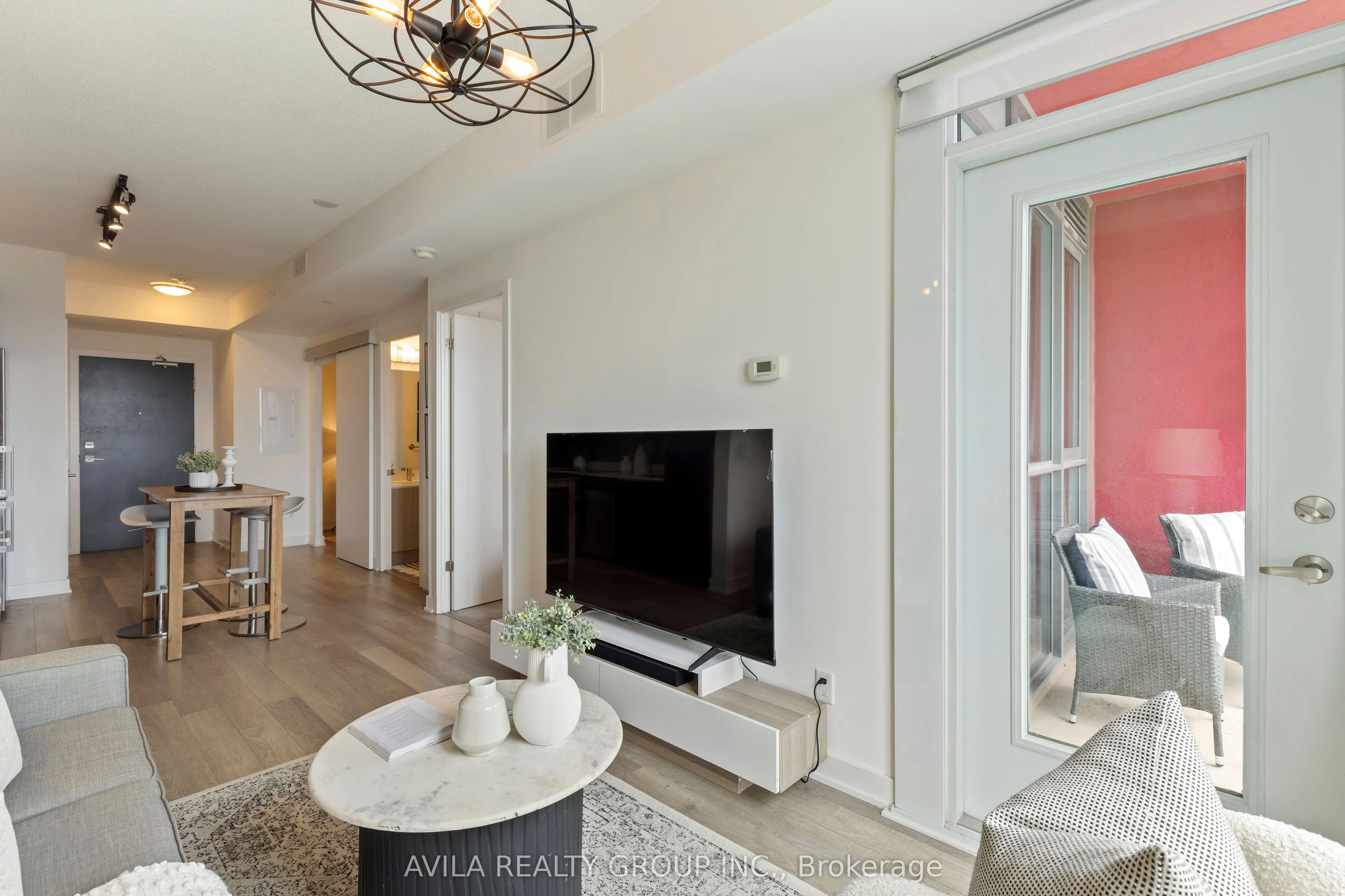 5220 Dundas Street, #D420