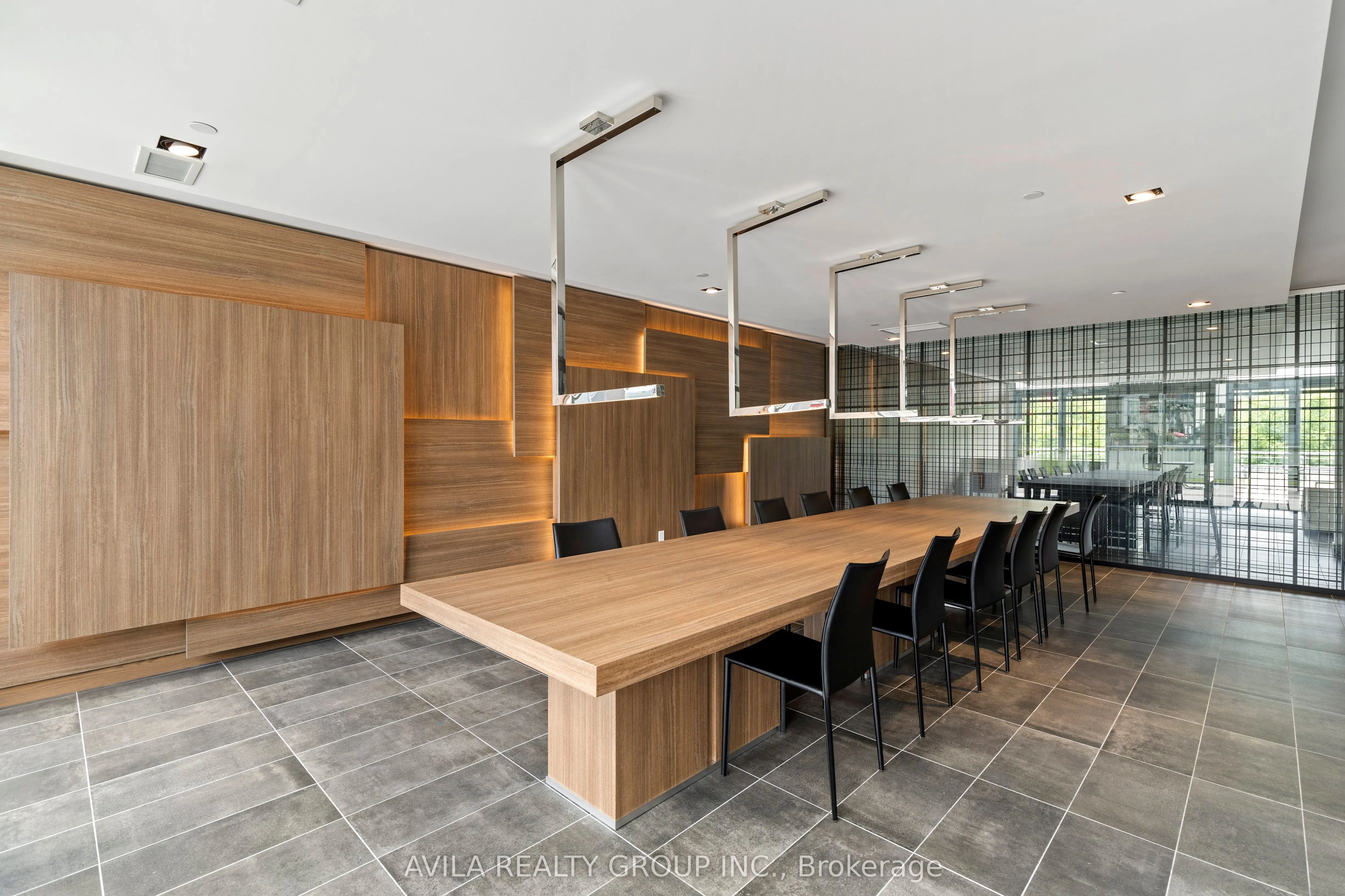 5220 Dundas Street, #D420