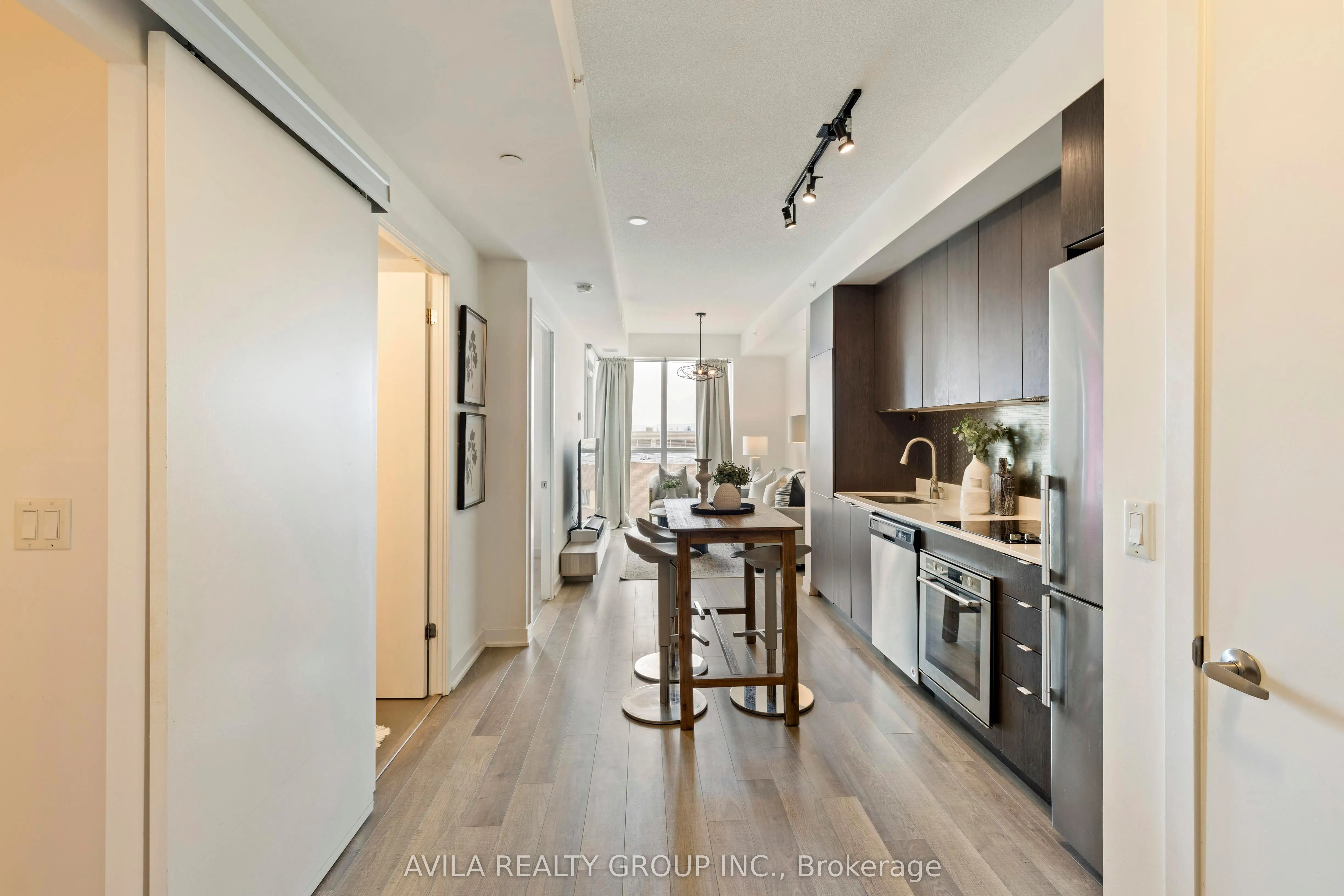5220 Dundas Street, #D420