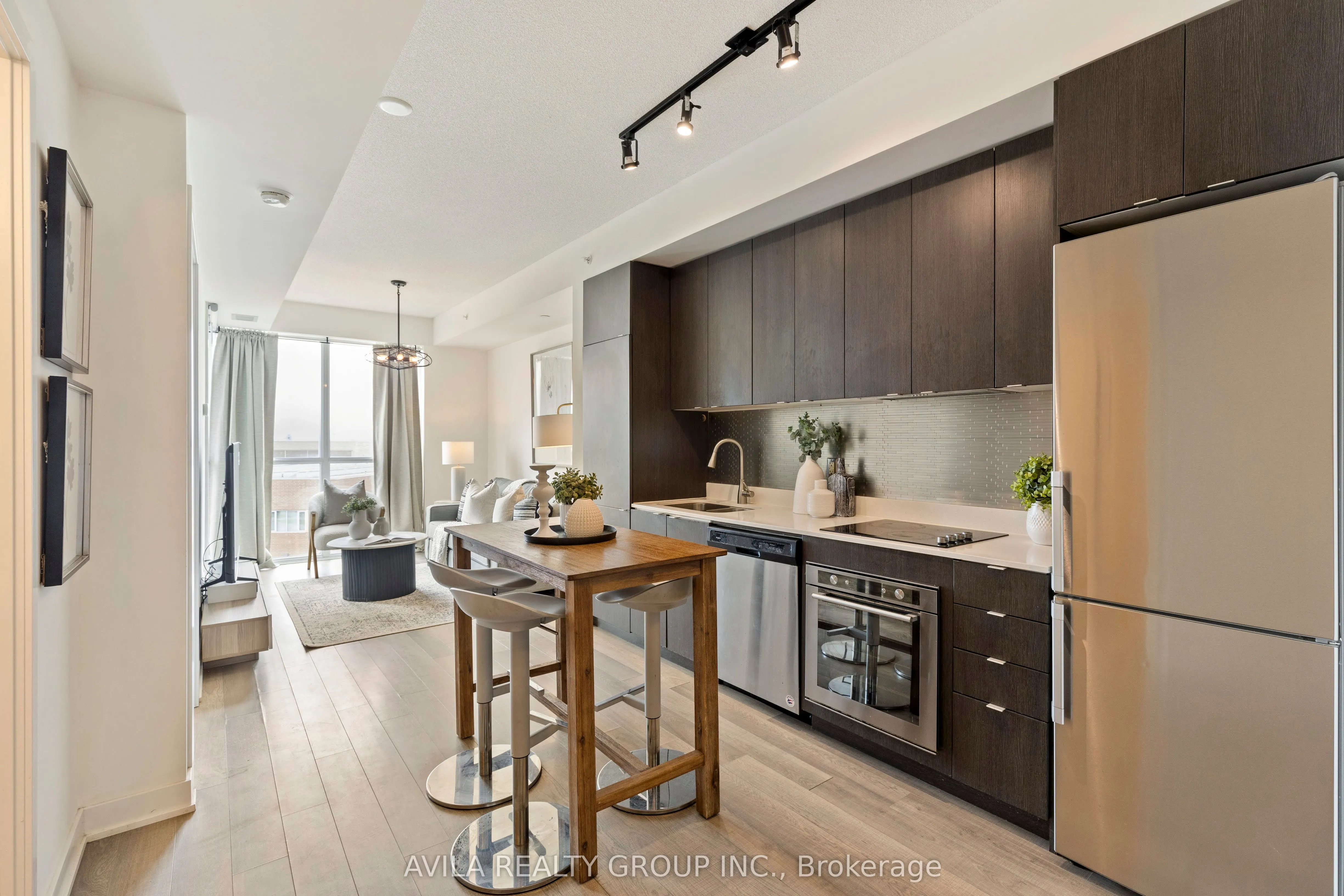 5220 Dundas Street, #D420