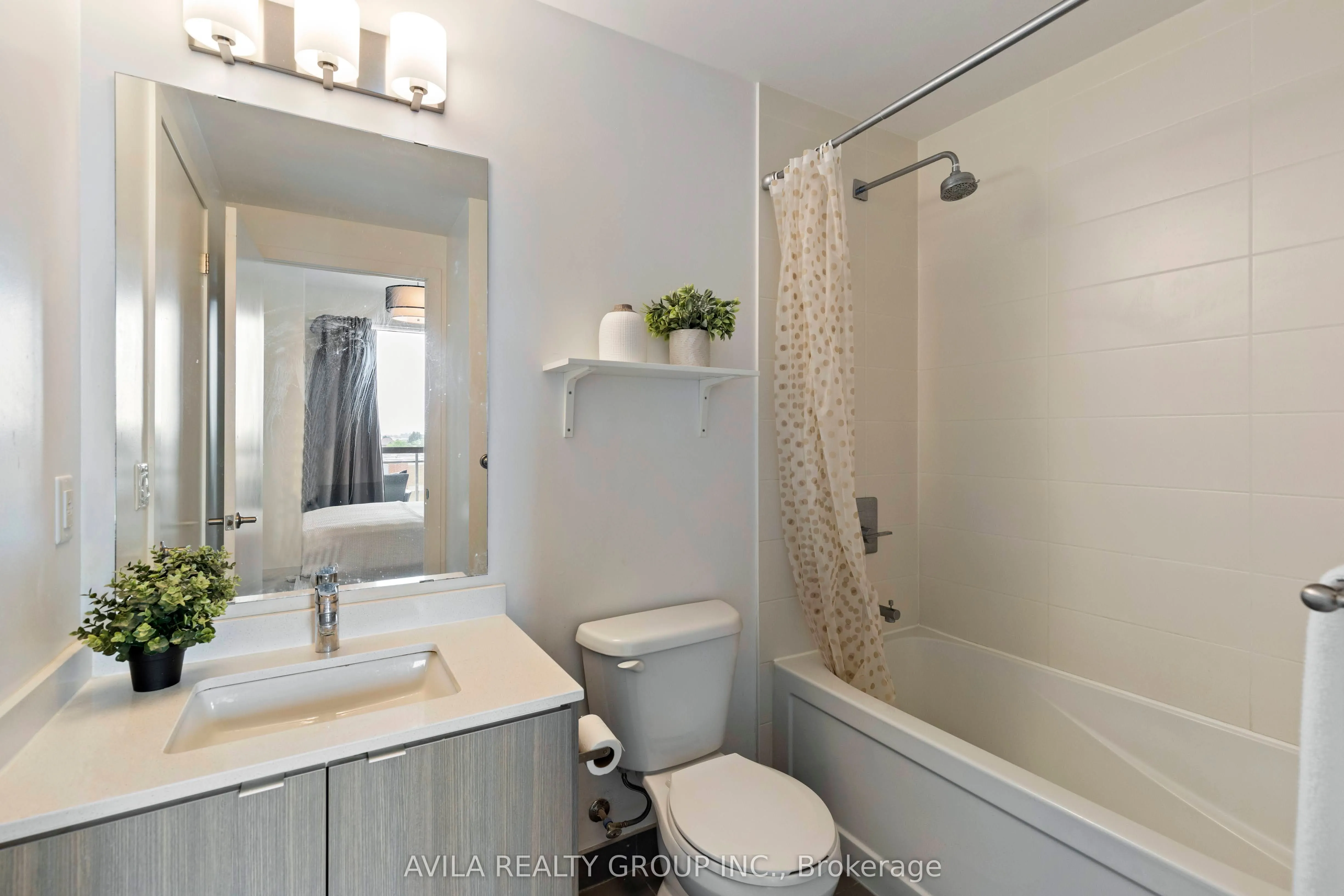 5220 Dundas Street, #D420