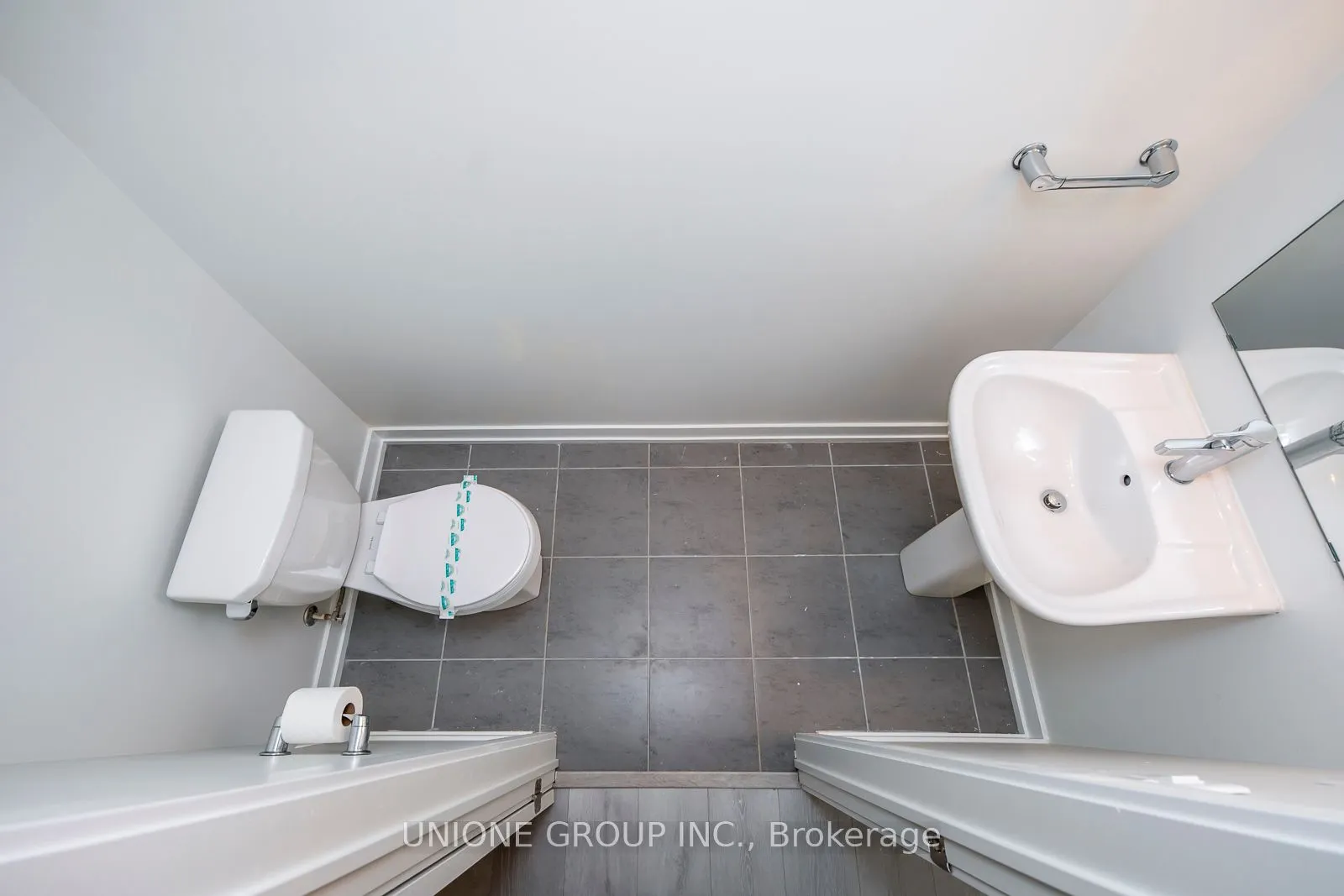 3562 Colonial Drive, #12