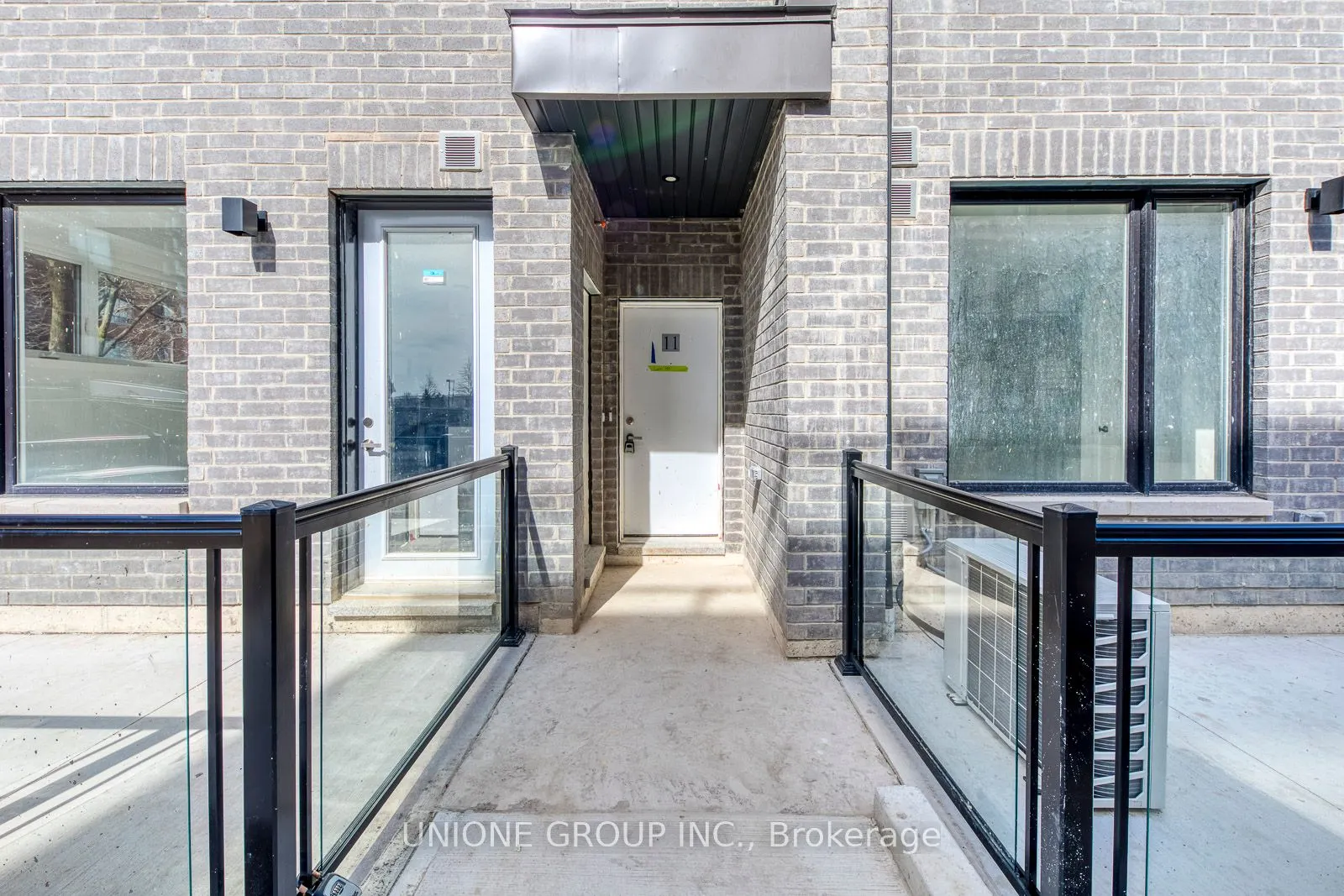 3562 Colonial Drive, #12