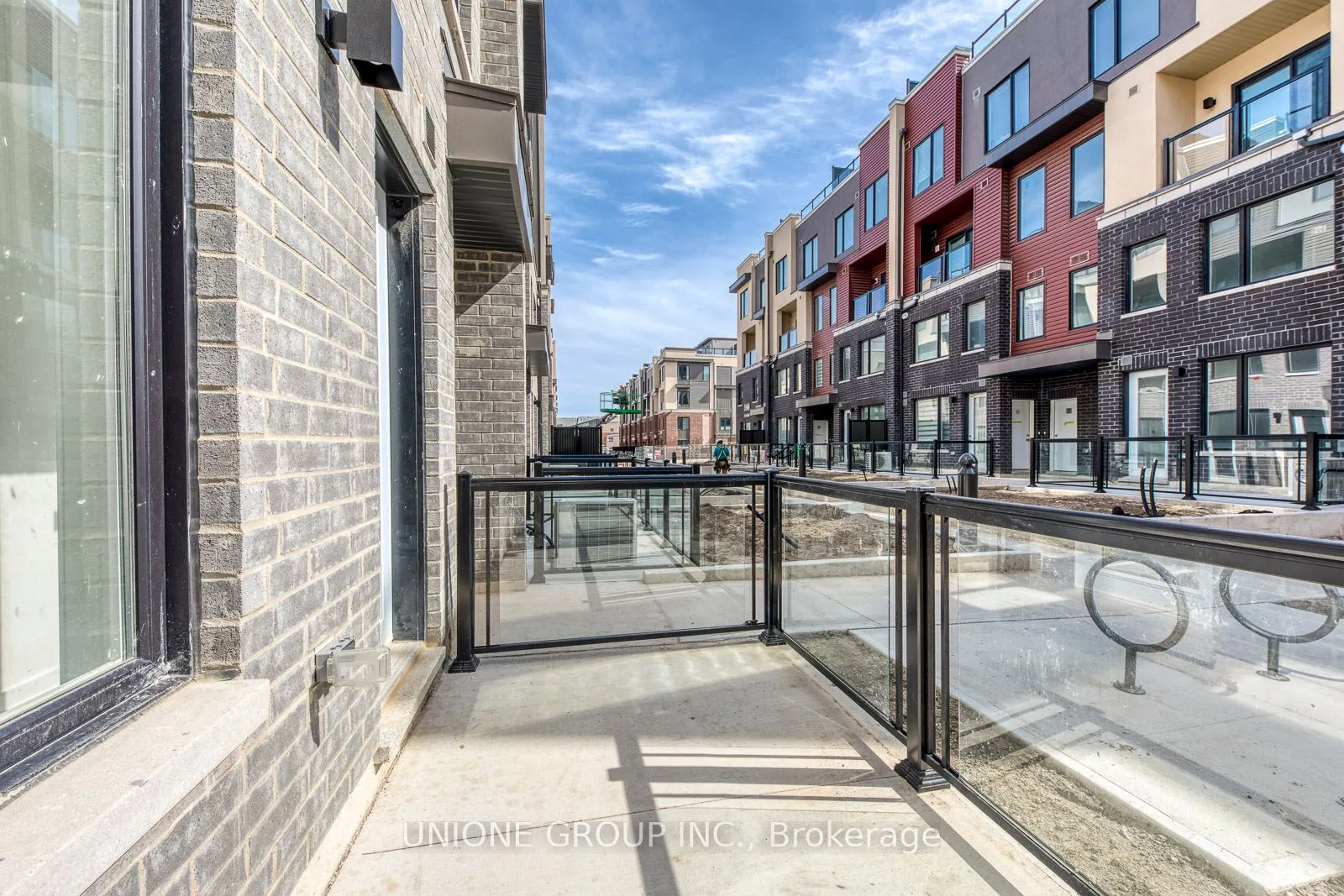 3562 Colonial Drive, #12