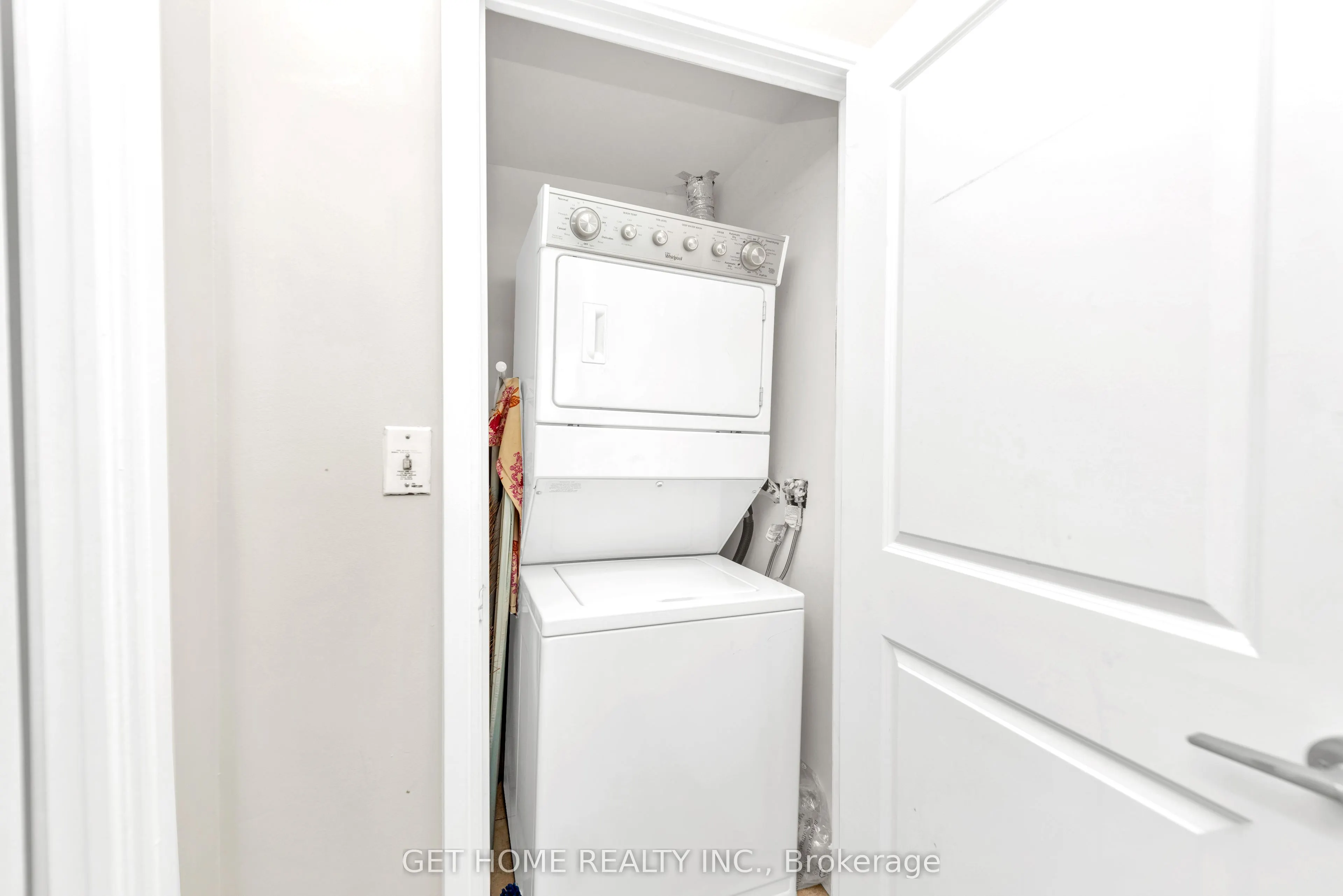 80 Absolute Avenue, #3410
