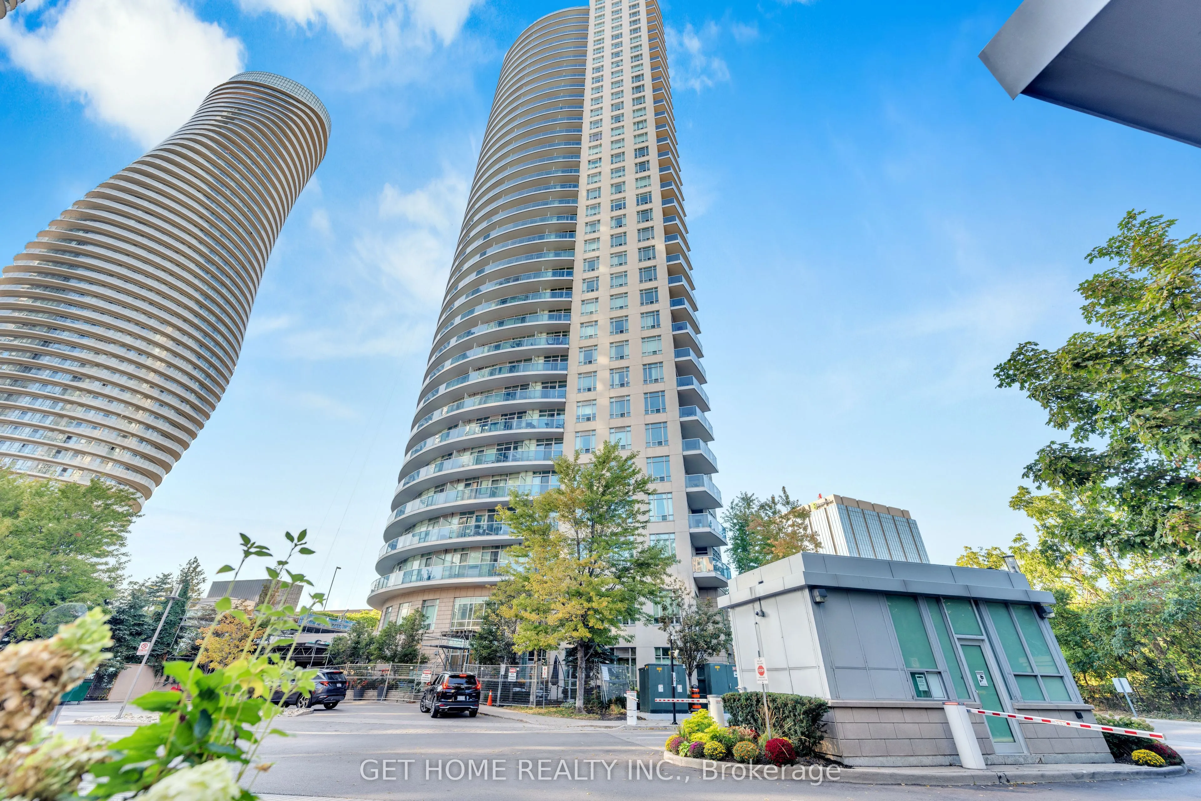 80 Absolute Avenue, #3410