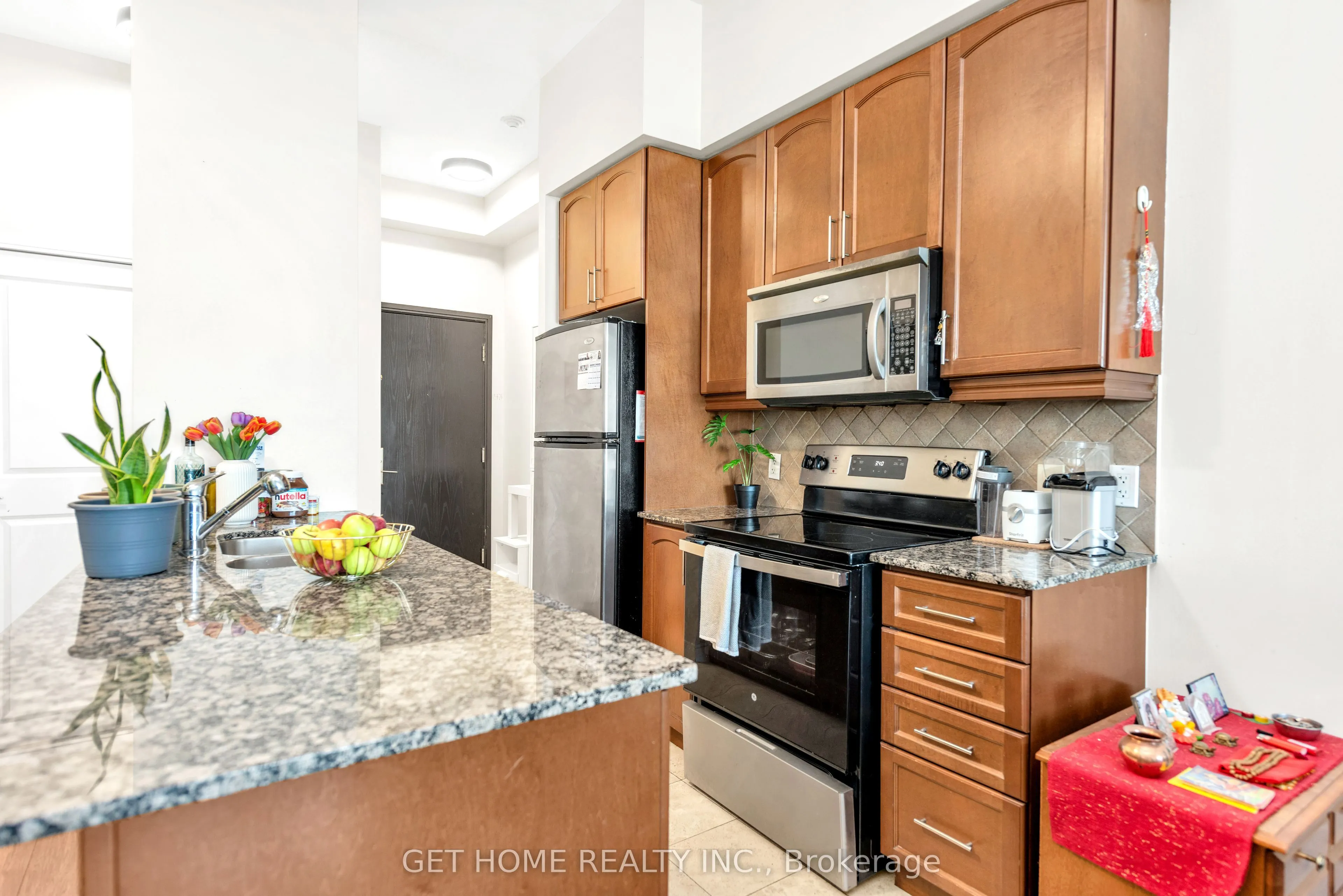 80 Absolute Avenue, #3410