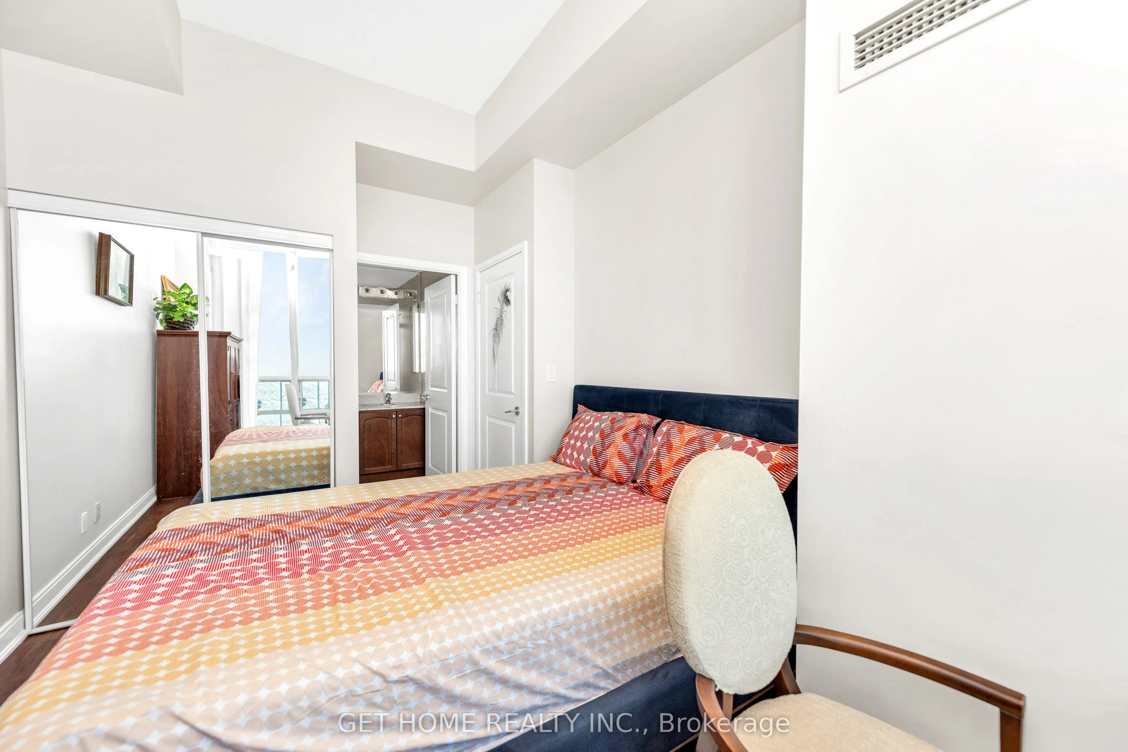 80 Absolute Avenue, #3410