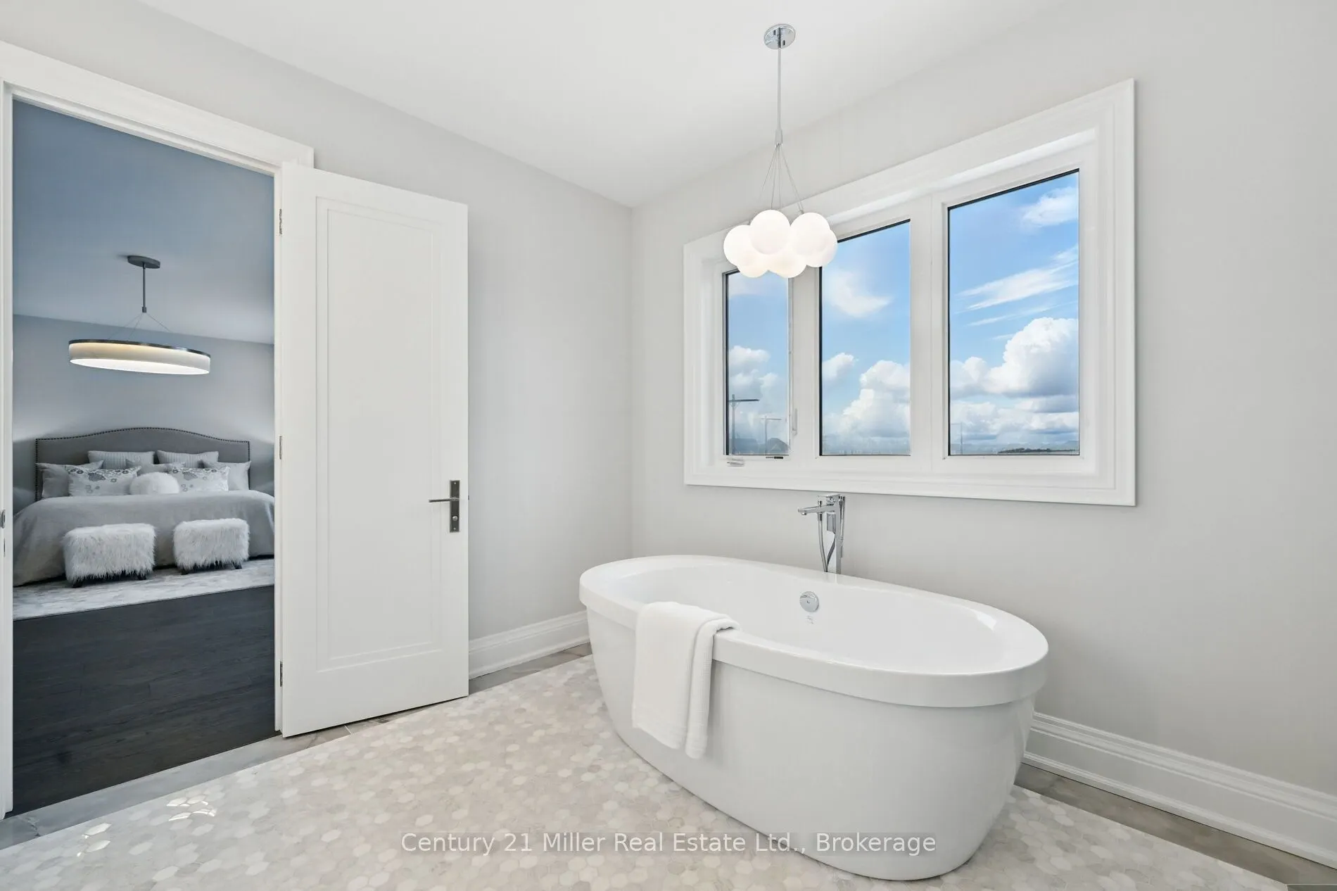 2343 Edward Leaver Trail