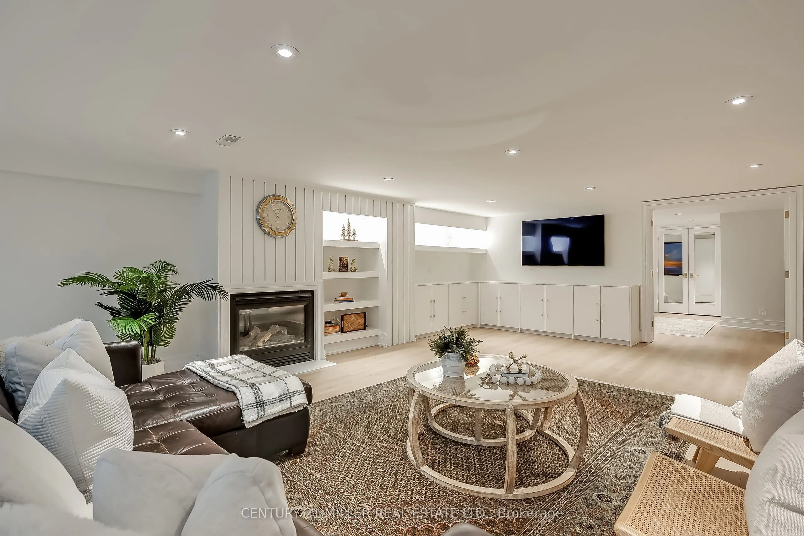 406 Maple Grove Drive